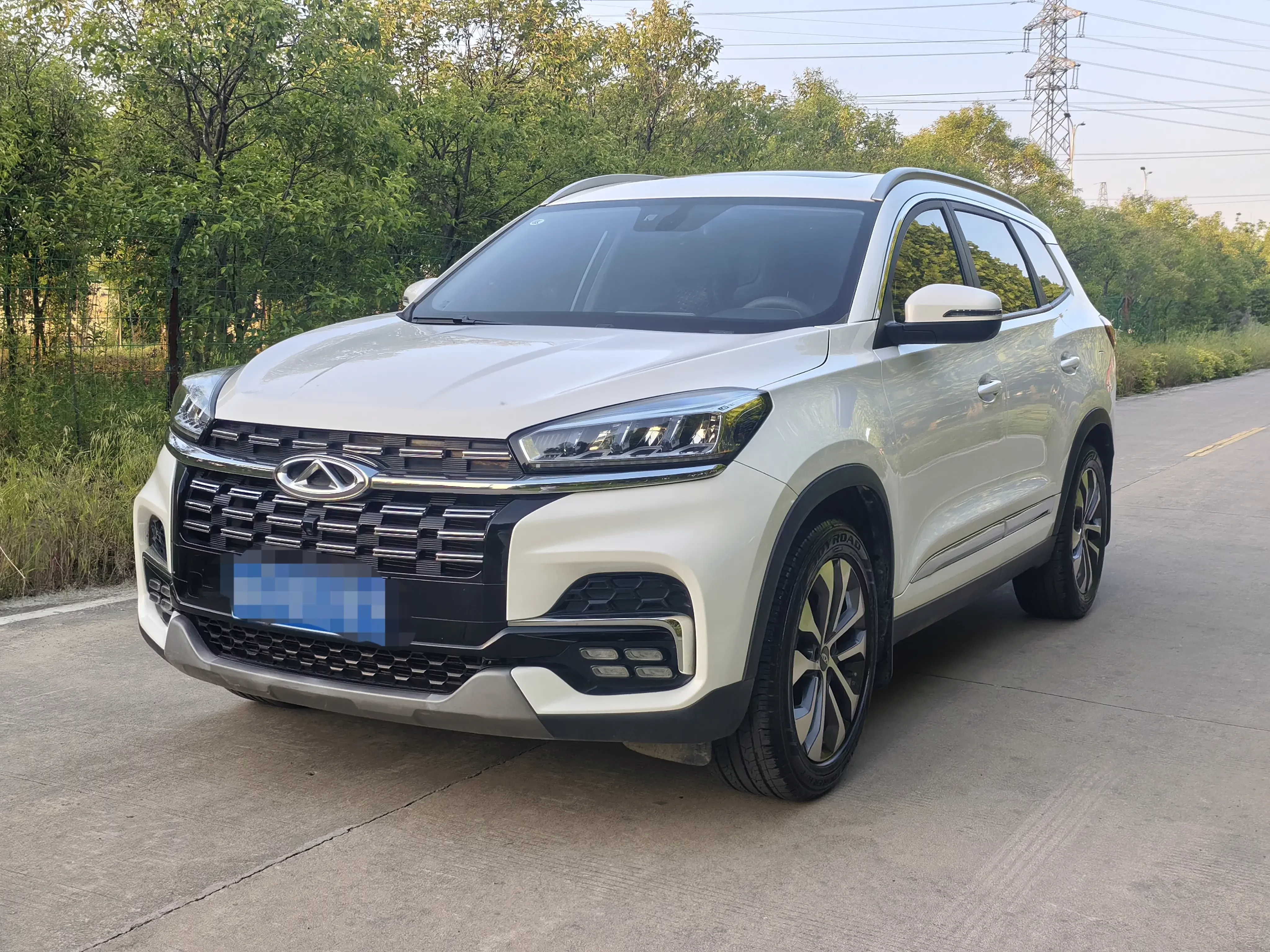 Chery Tiggo 8