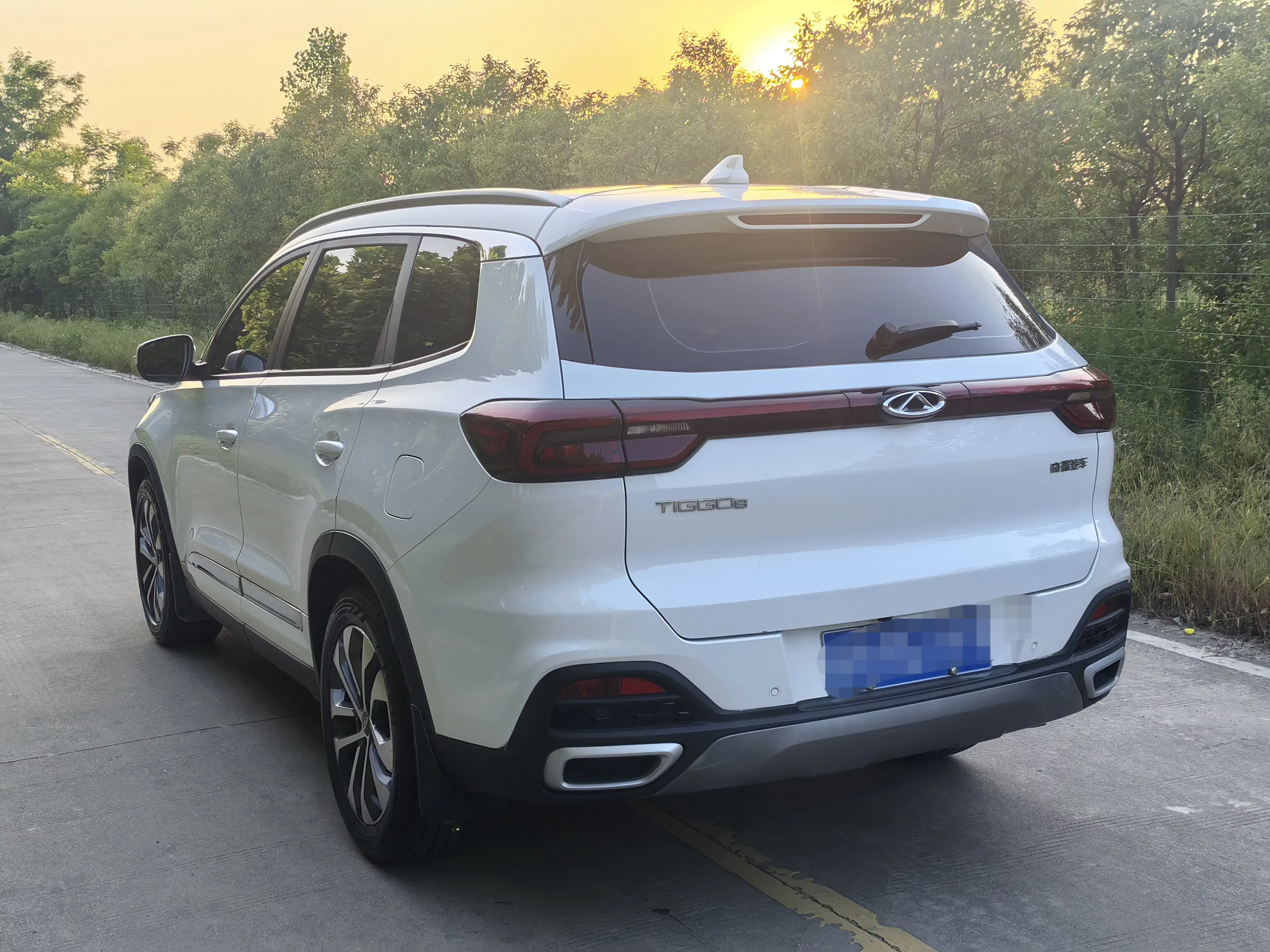 Chery Tiggo 8