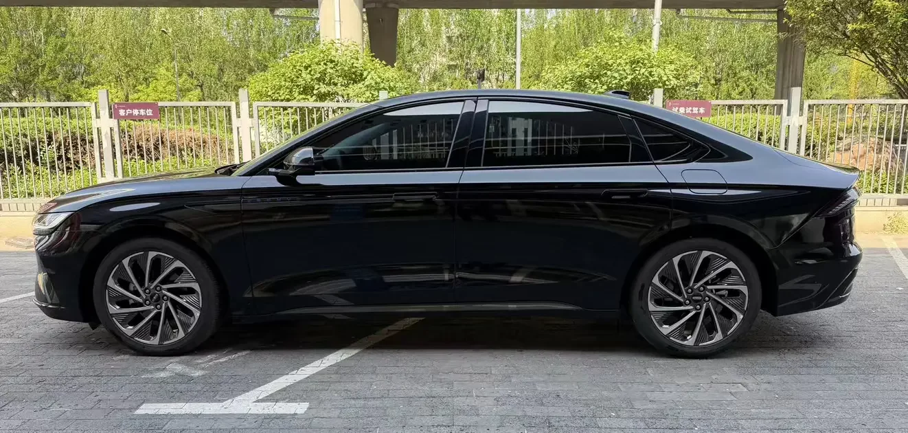 Lincoln Z