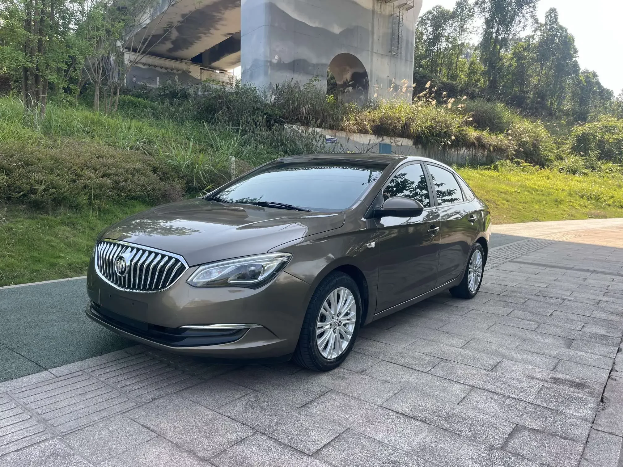 Buick Yinglang