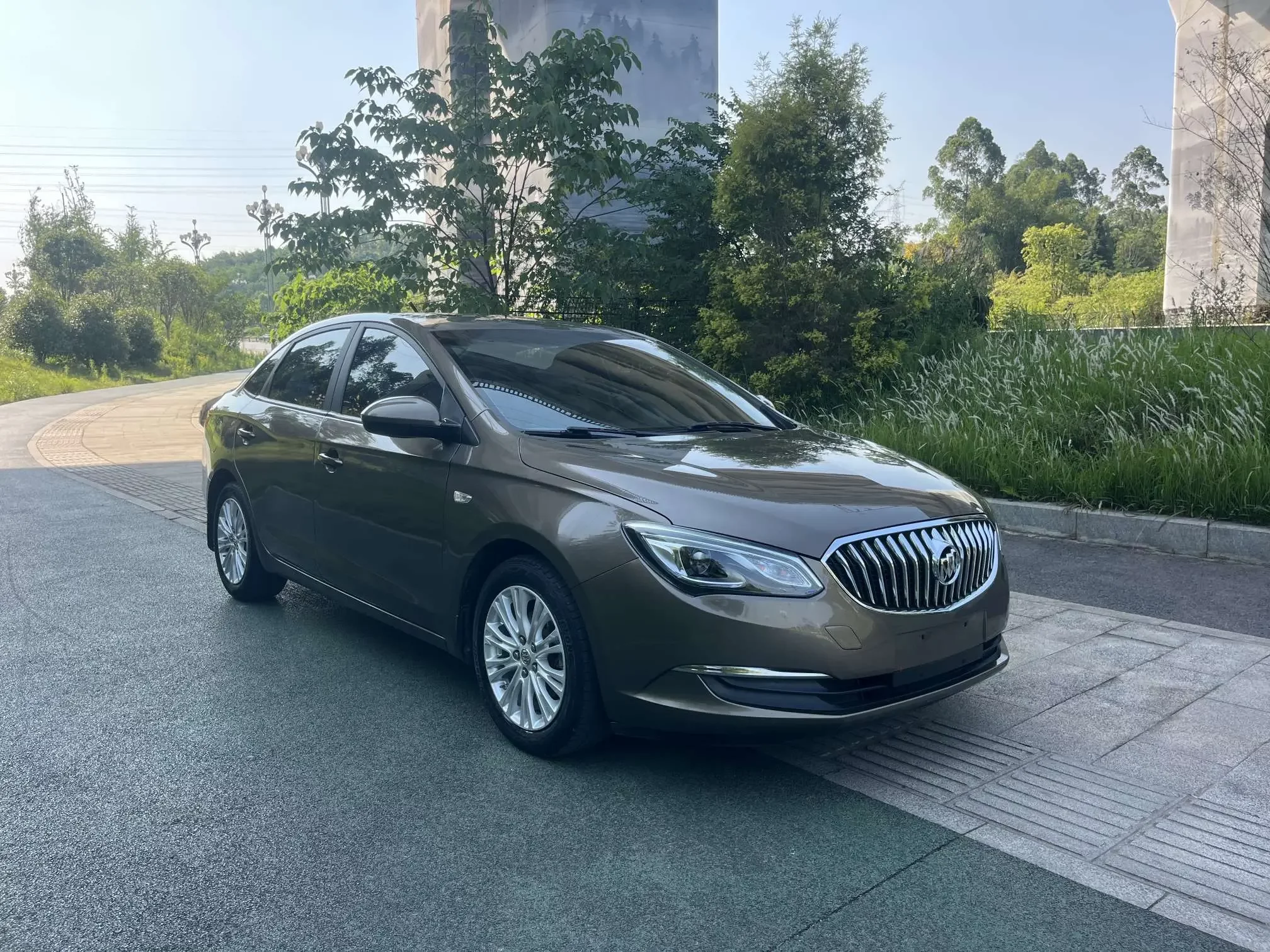 Buick Yinglang