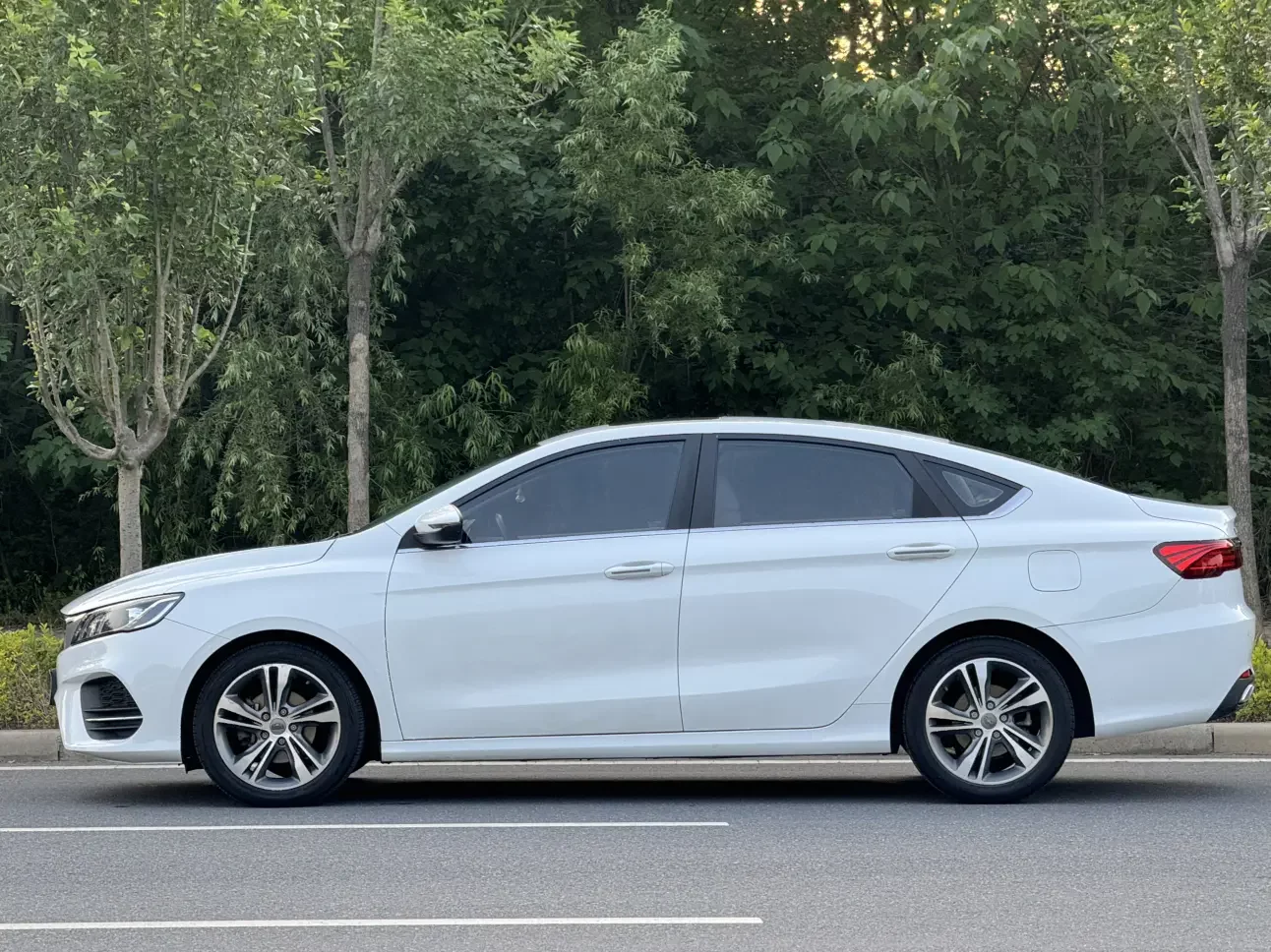 Geely Binrui