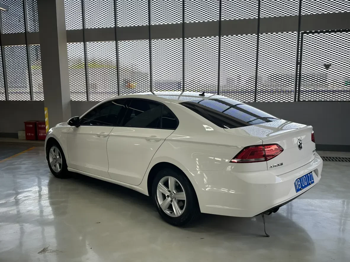 Volkswagen Lamando