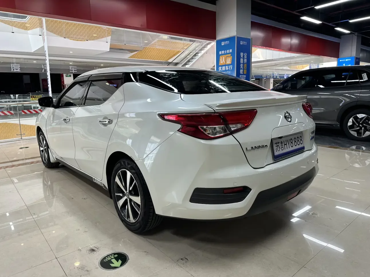 Nissan bluebird
