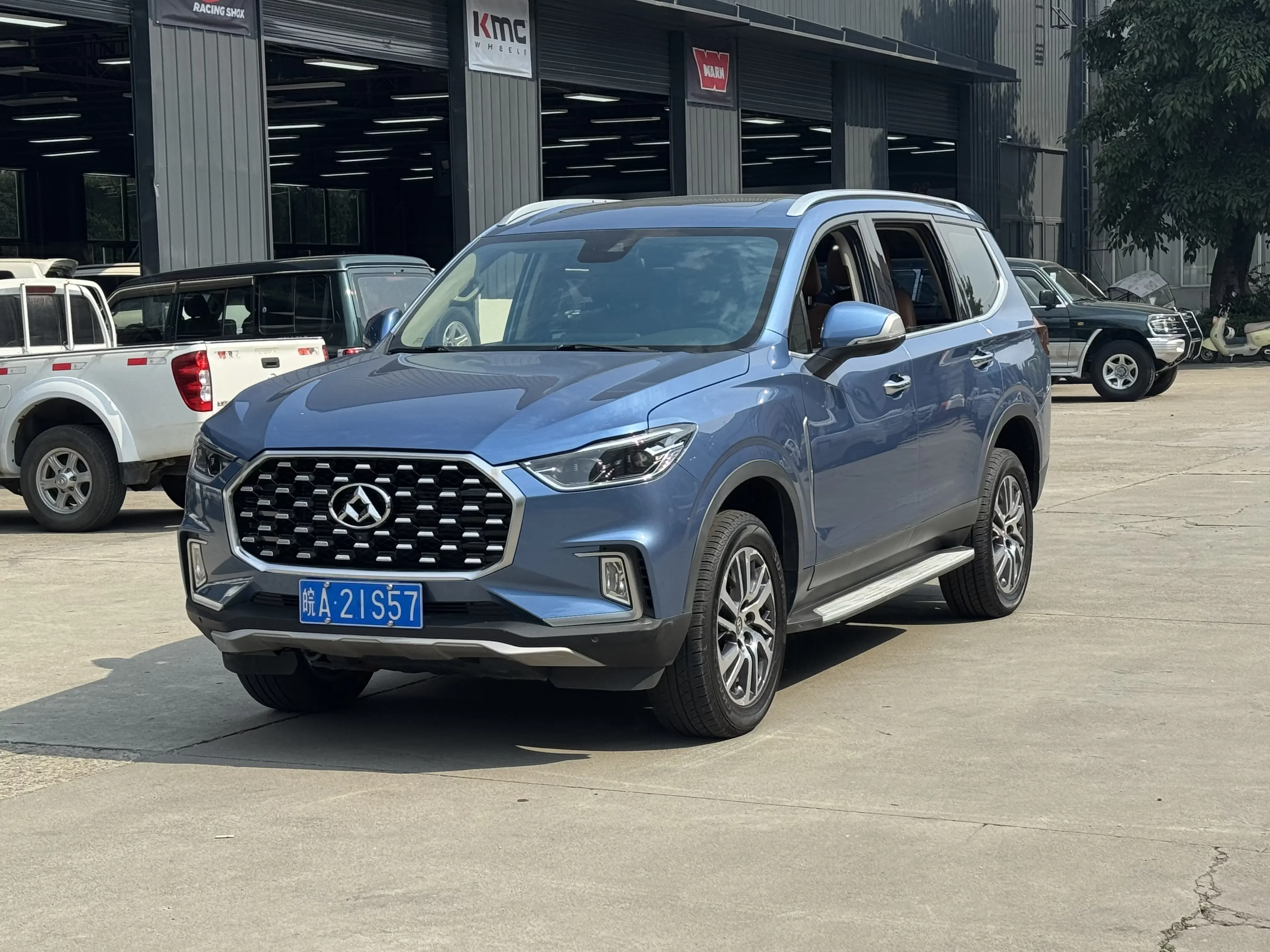 Datong Maxus D90
