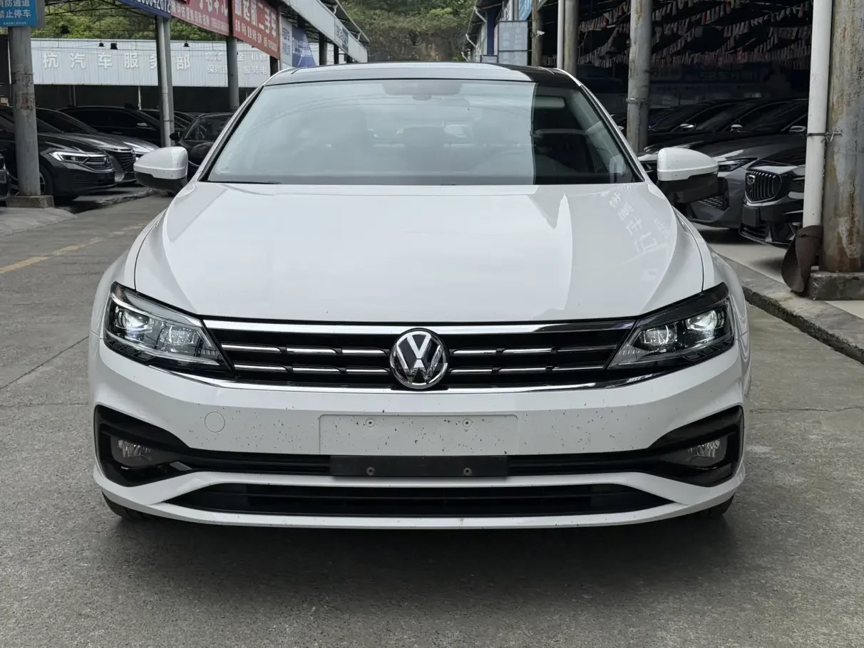Volkswagen Lamando