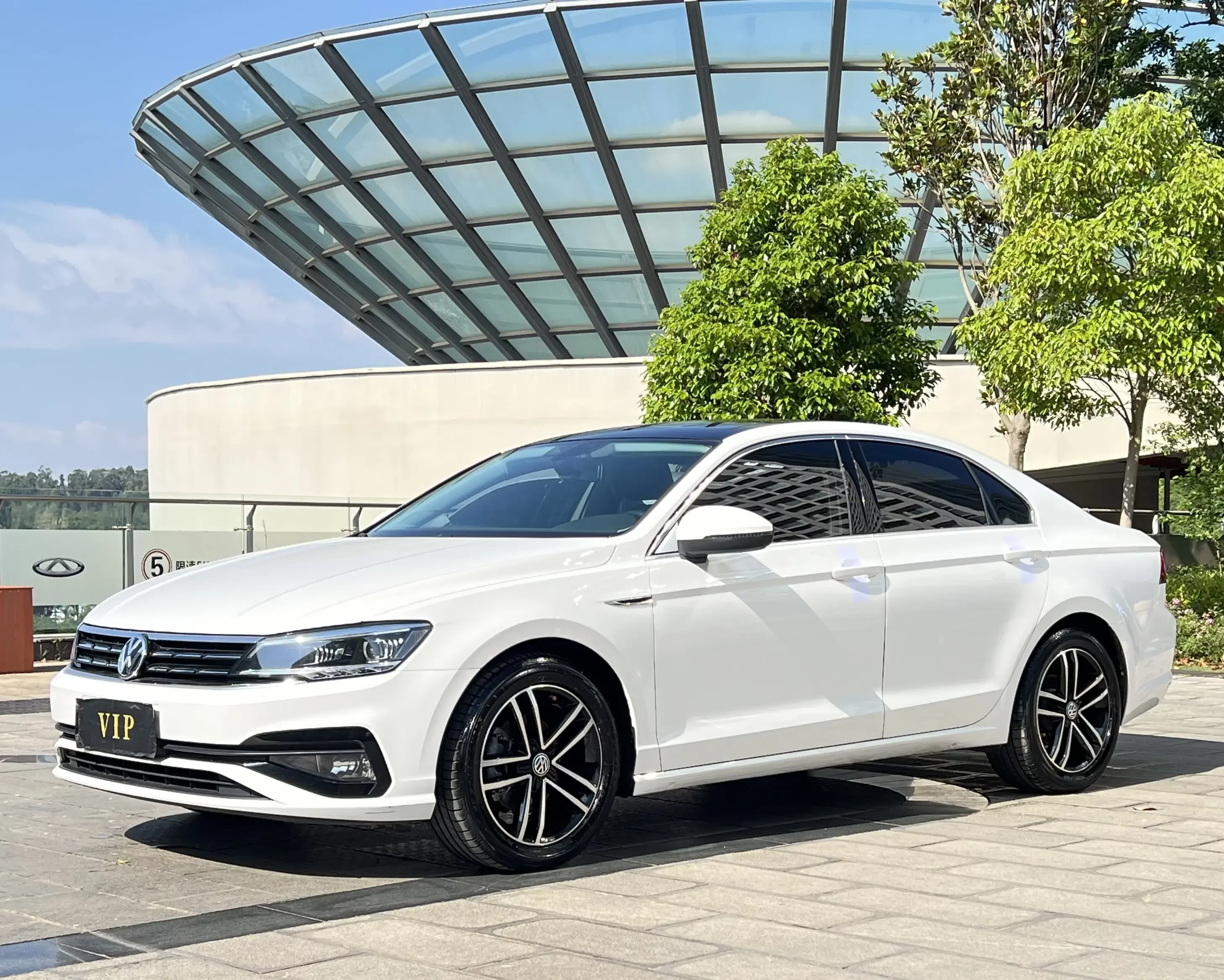 Volkswagen Lamando
