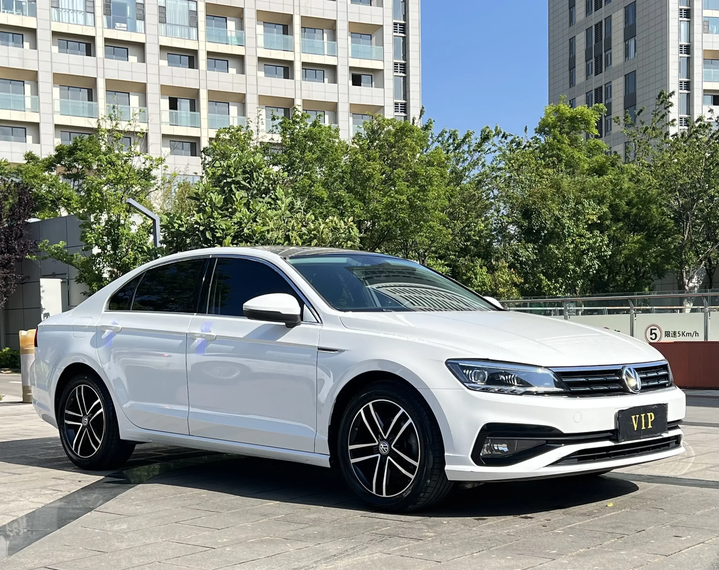 Volkswagen Lamando