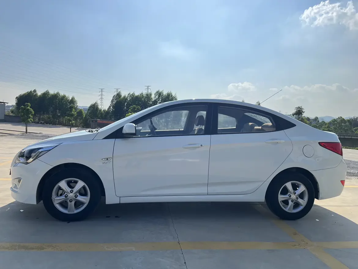 Hyundai Verna