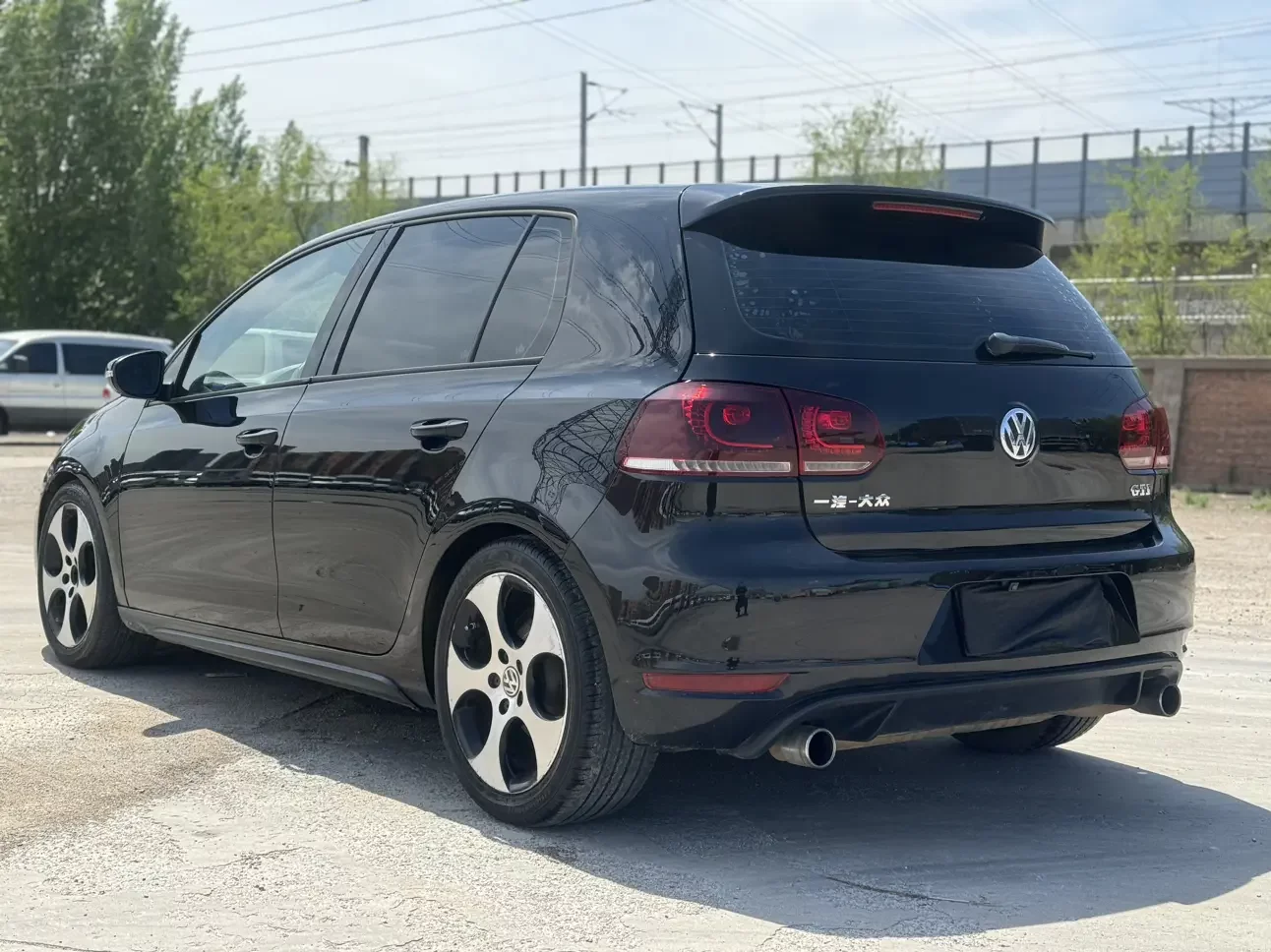 Volkswagen Golf GTI