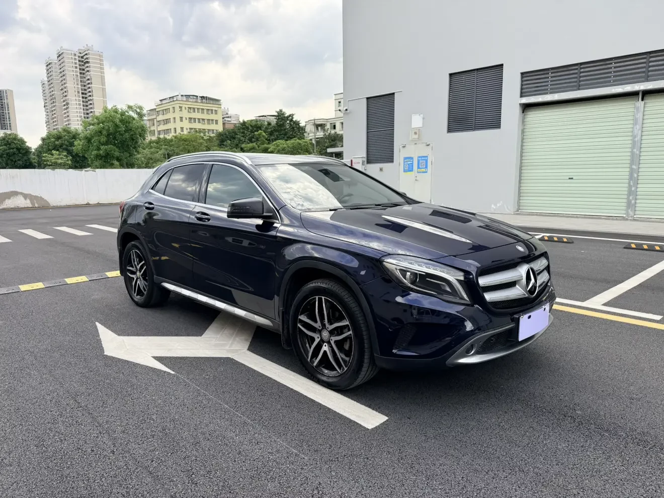 Mercedes-Benz GLA