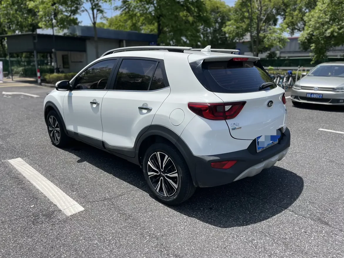 Kia KX1