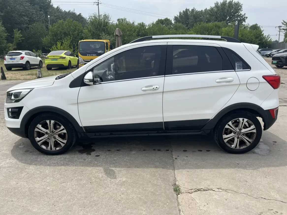 BAIC New Energy EX