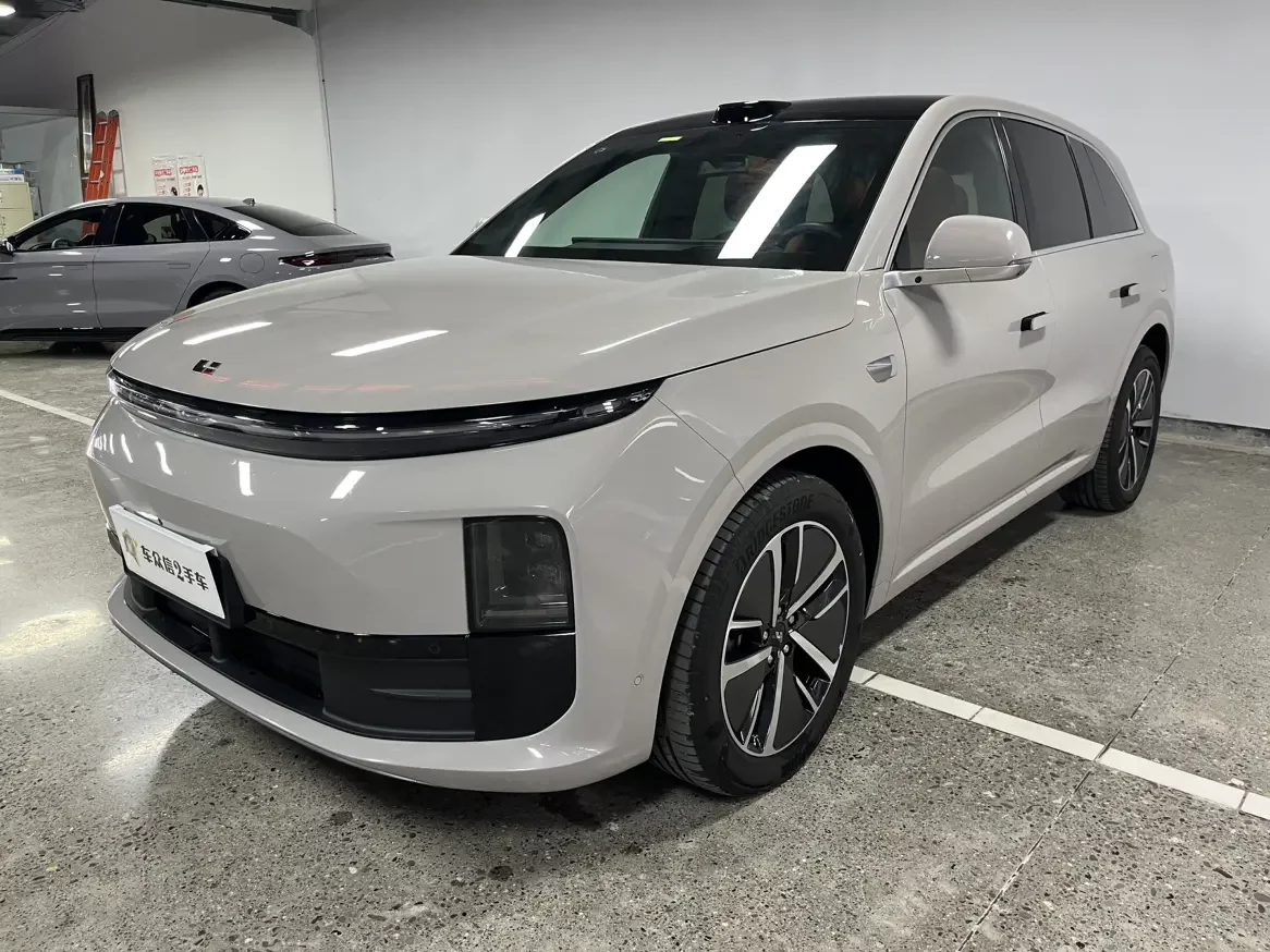 Lixiang L6