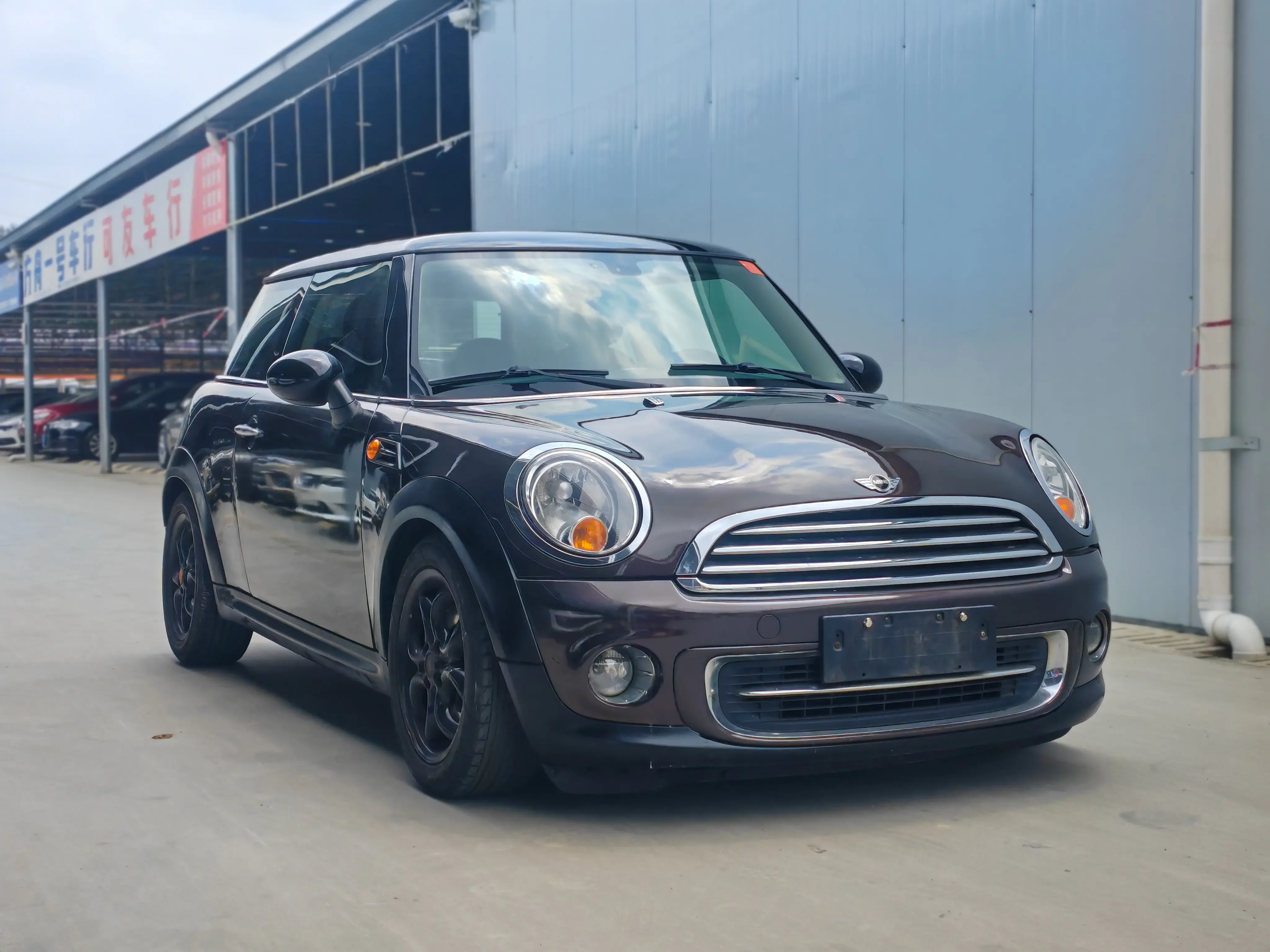 MINI CLUBMAN