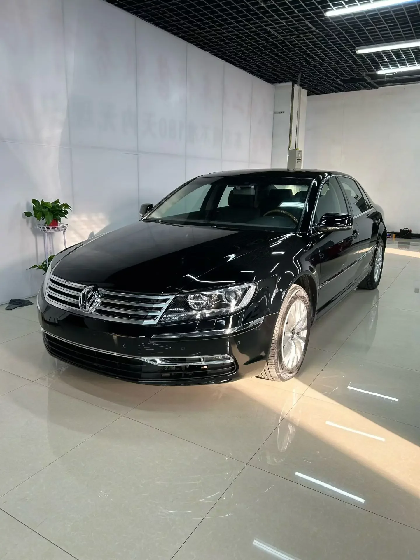 Volkswagen Phaeton / Phideon
