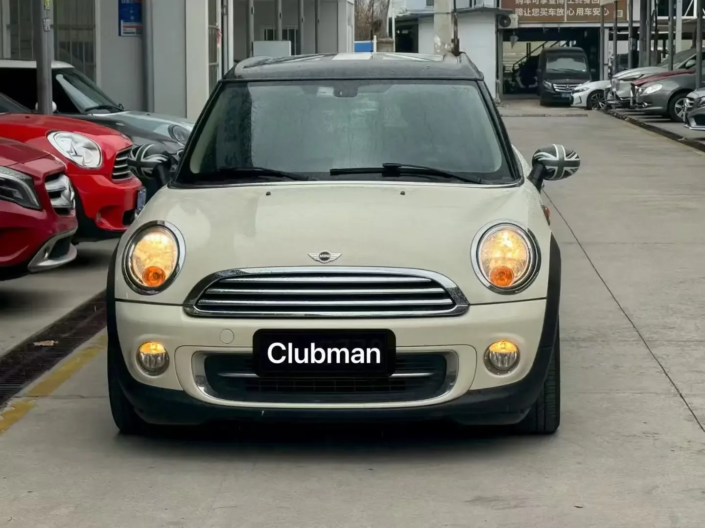 MINI CLUBMAN