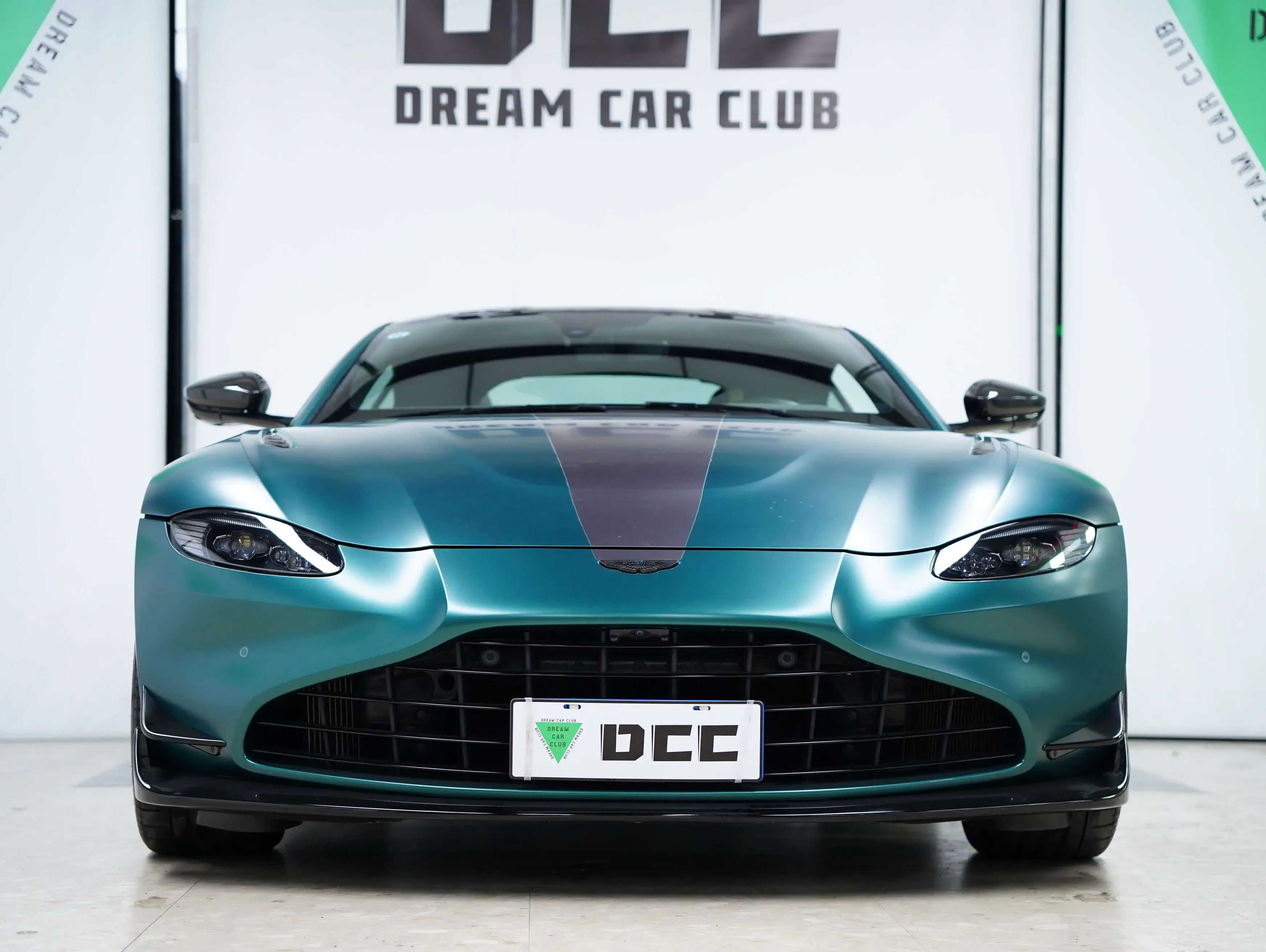 Aston Martin Vantage