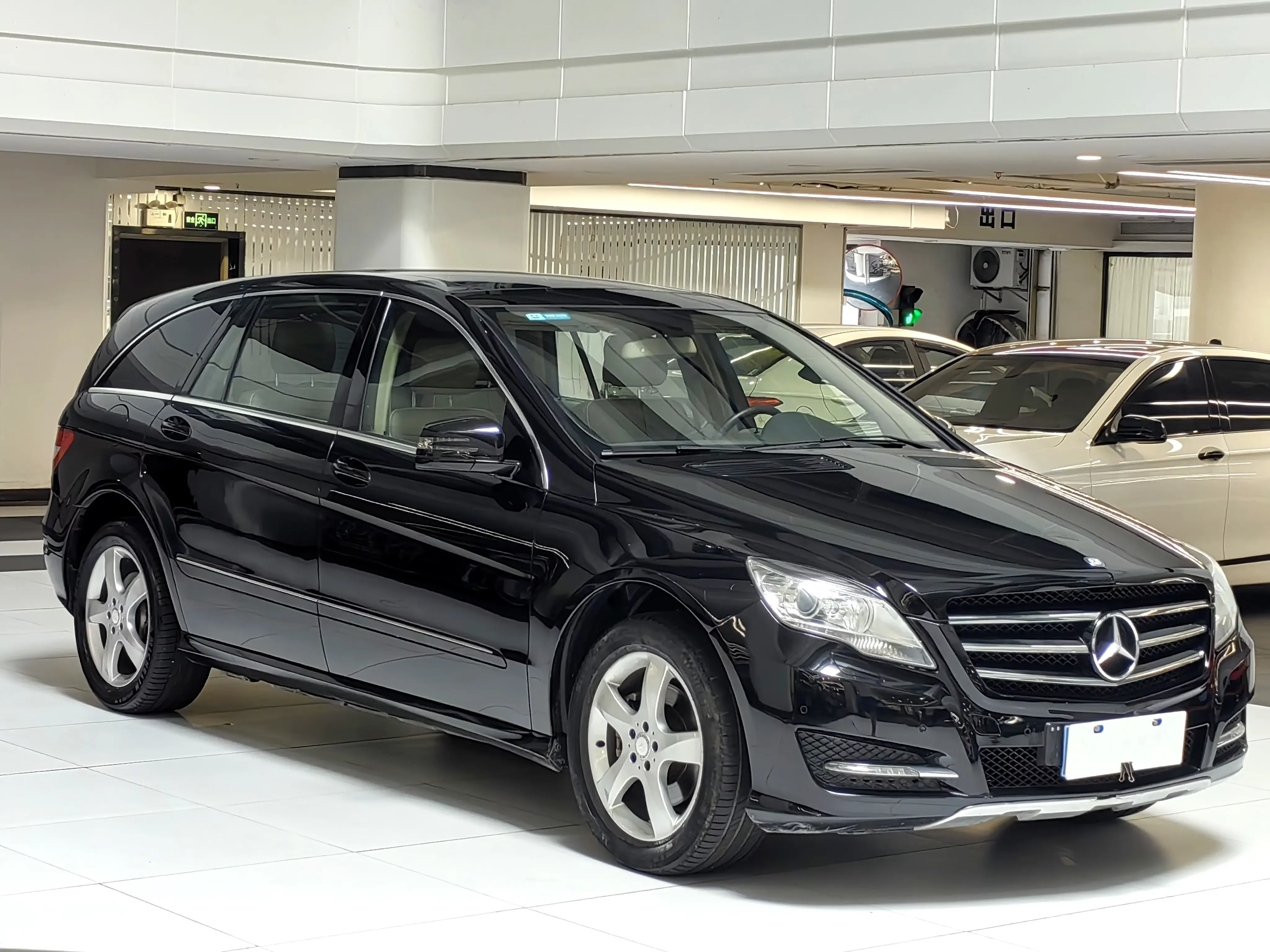 Mercedes-Benz R-Class