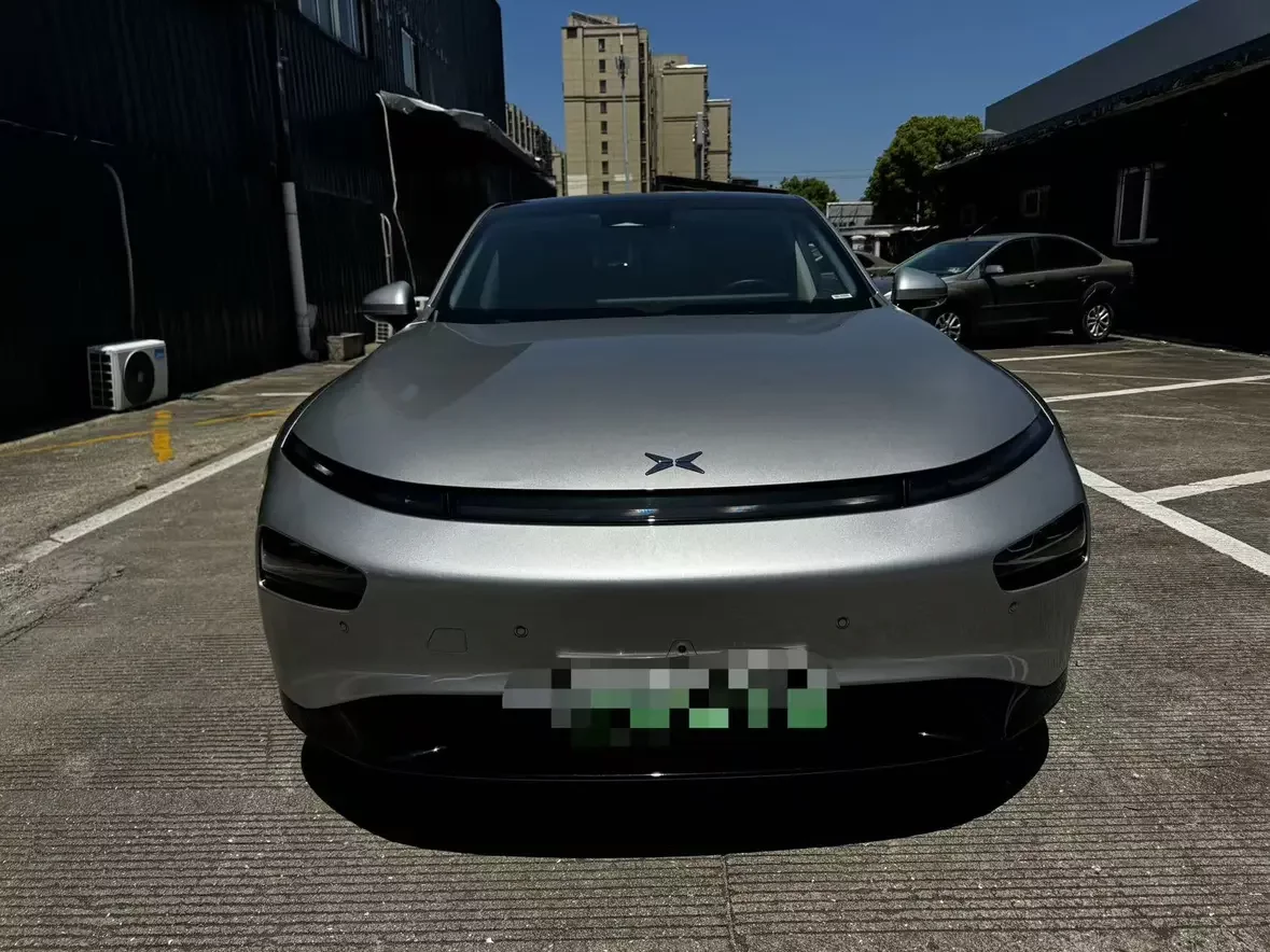 Xpeng P7