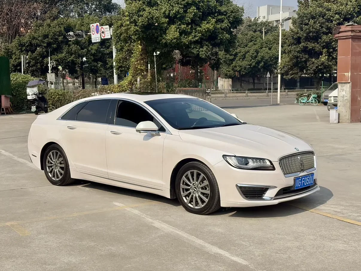 Lincoln MKZ