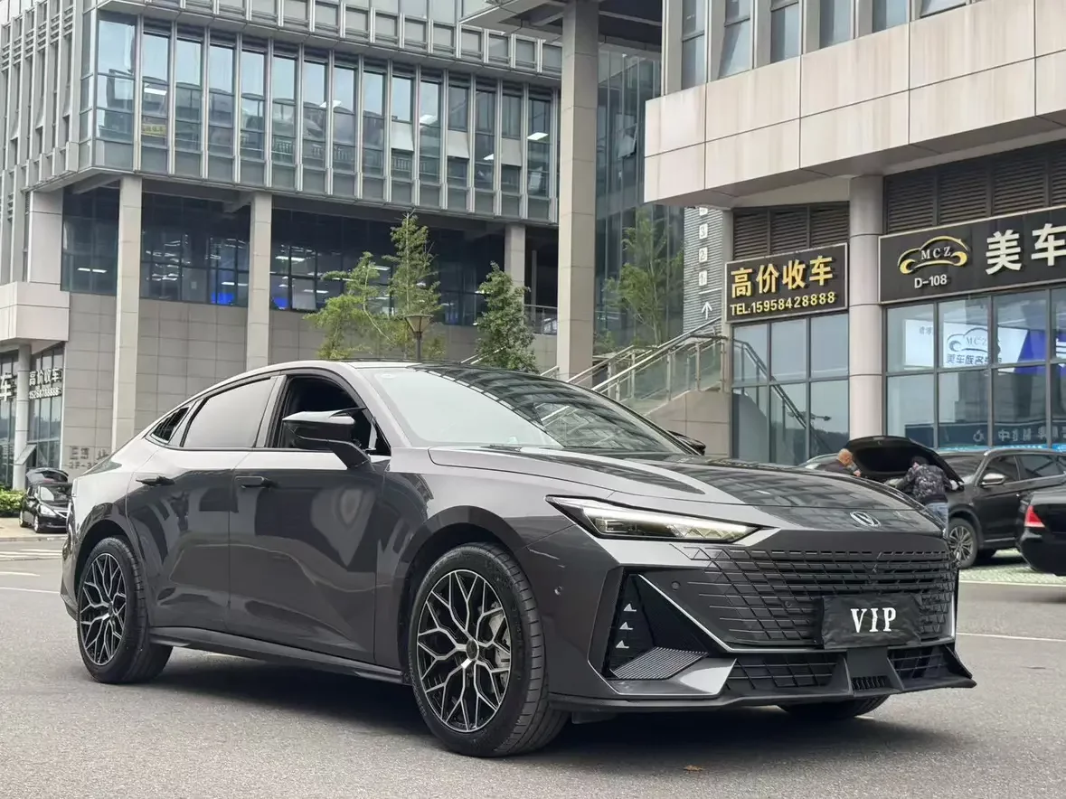Changan UNI-V