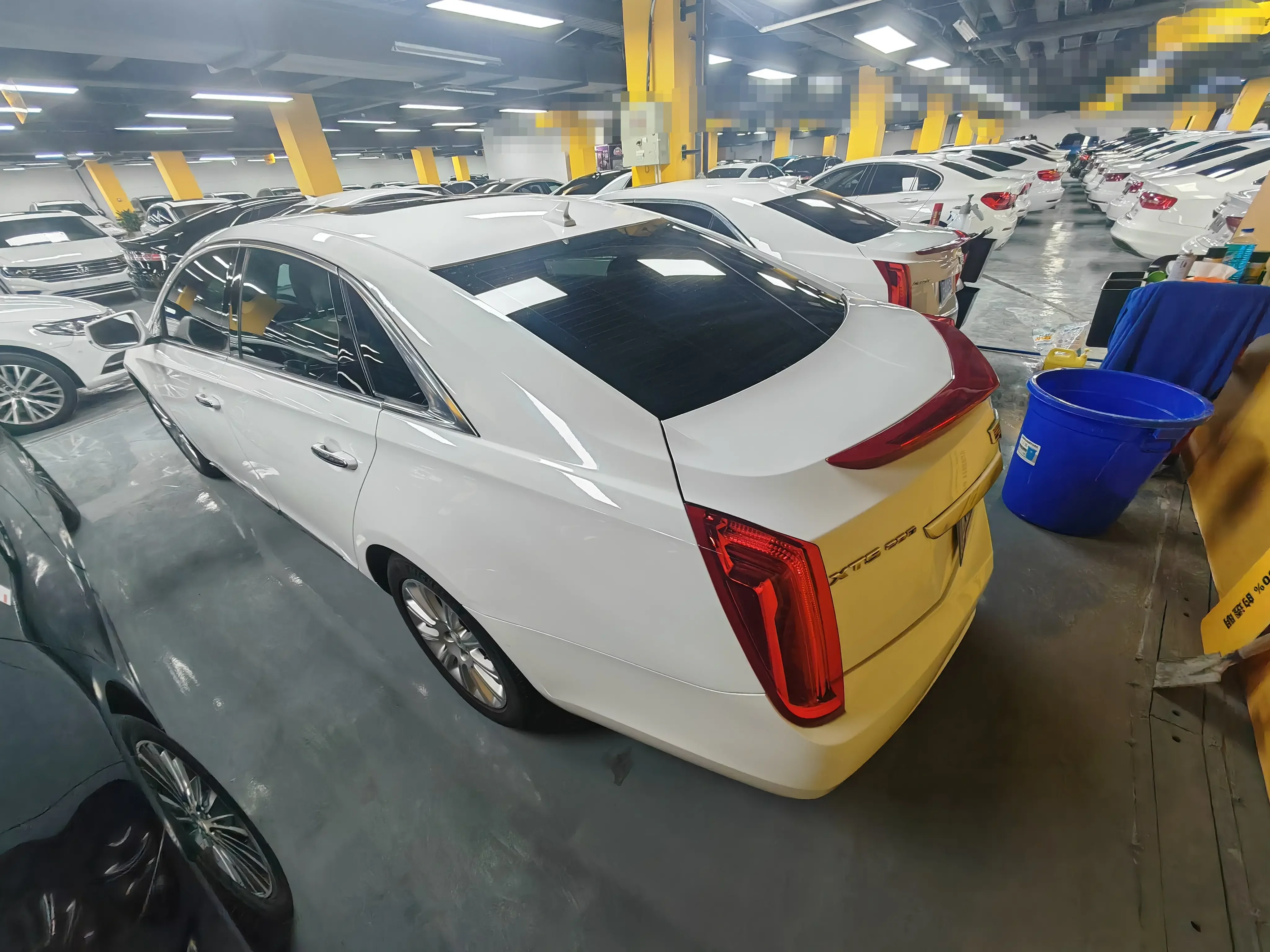 Cadillac XTS