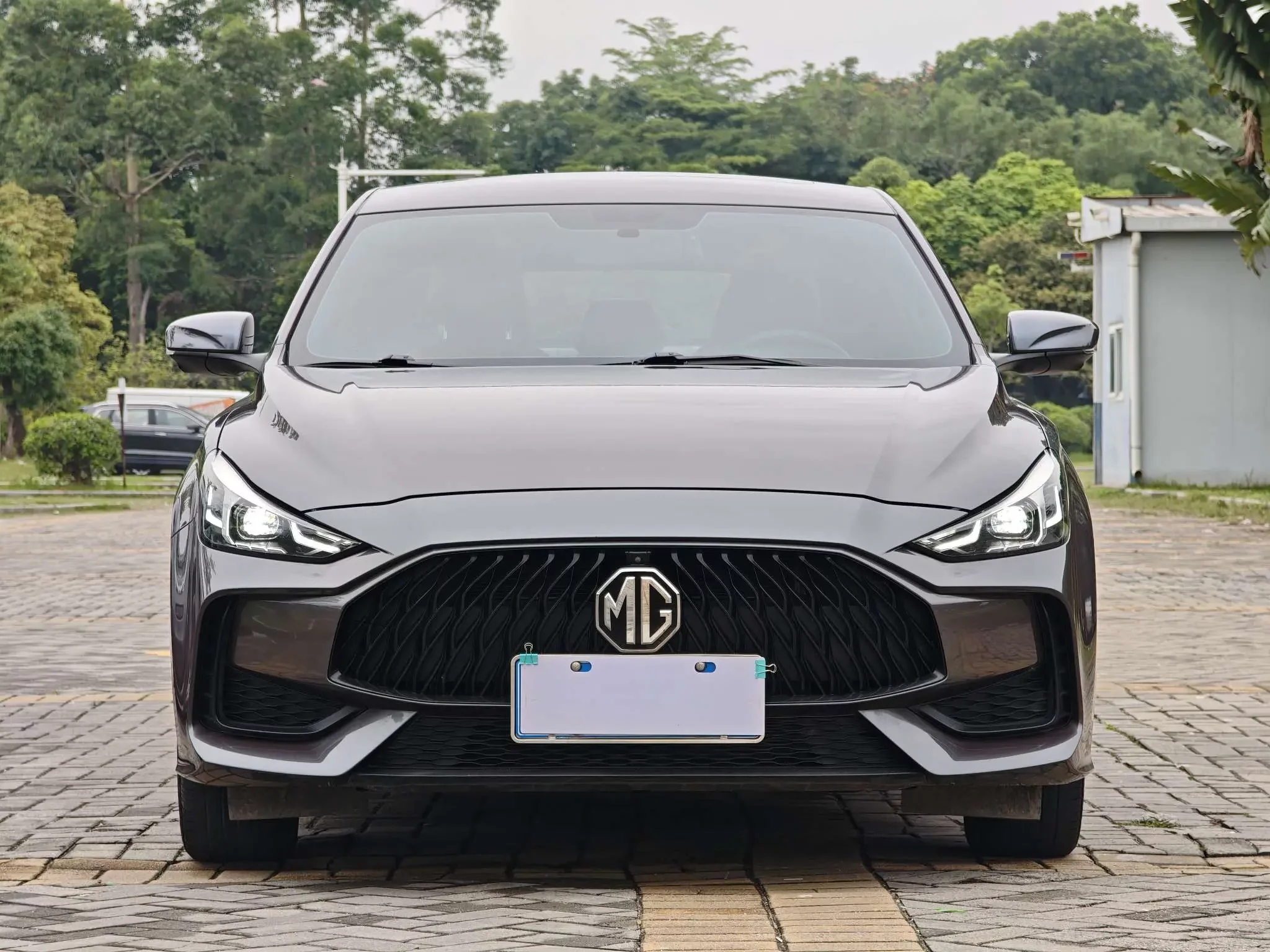MG 5