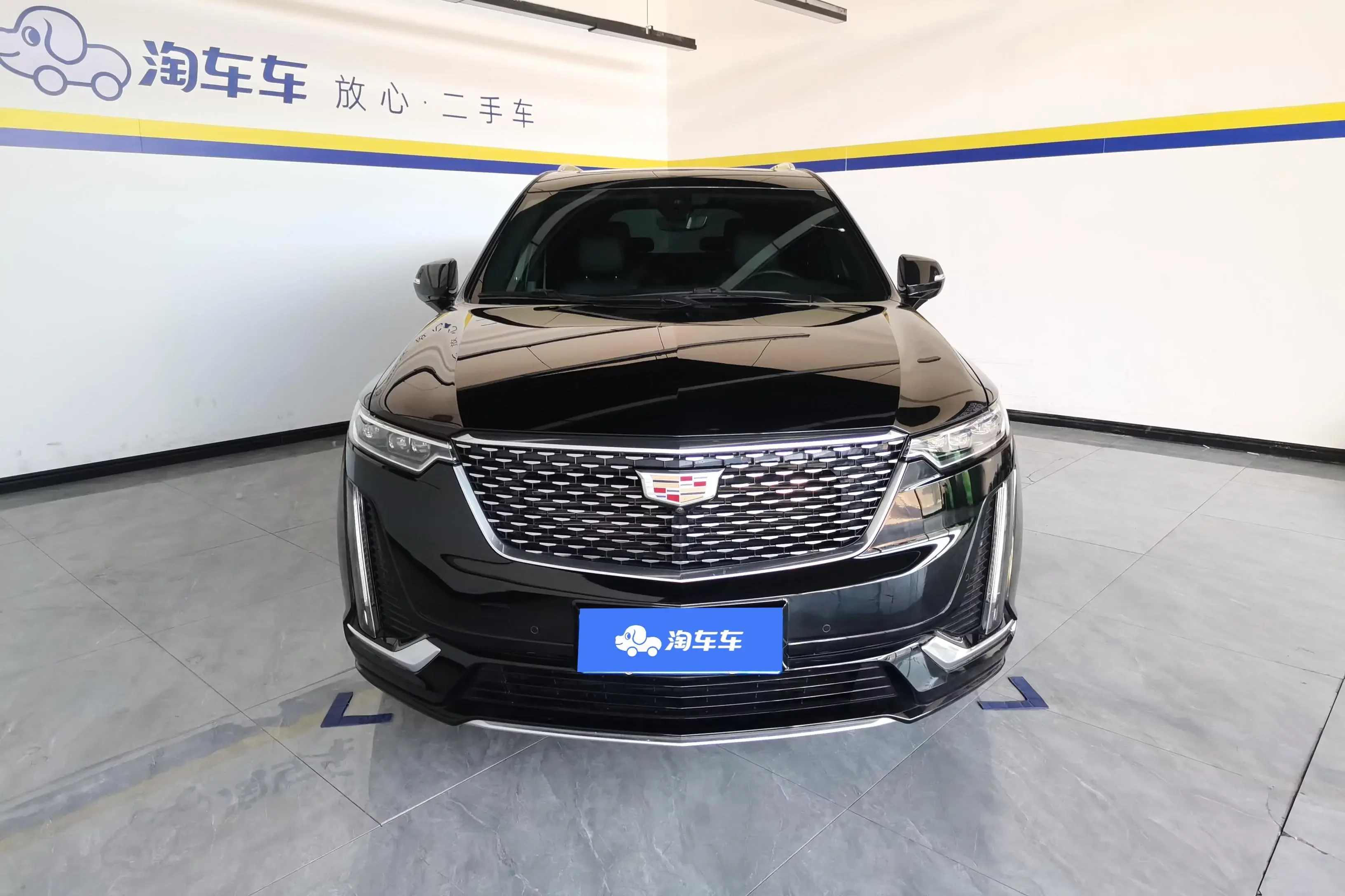 Cadillac XT6