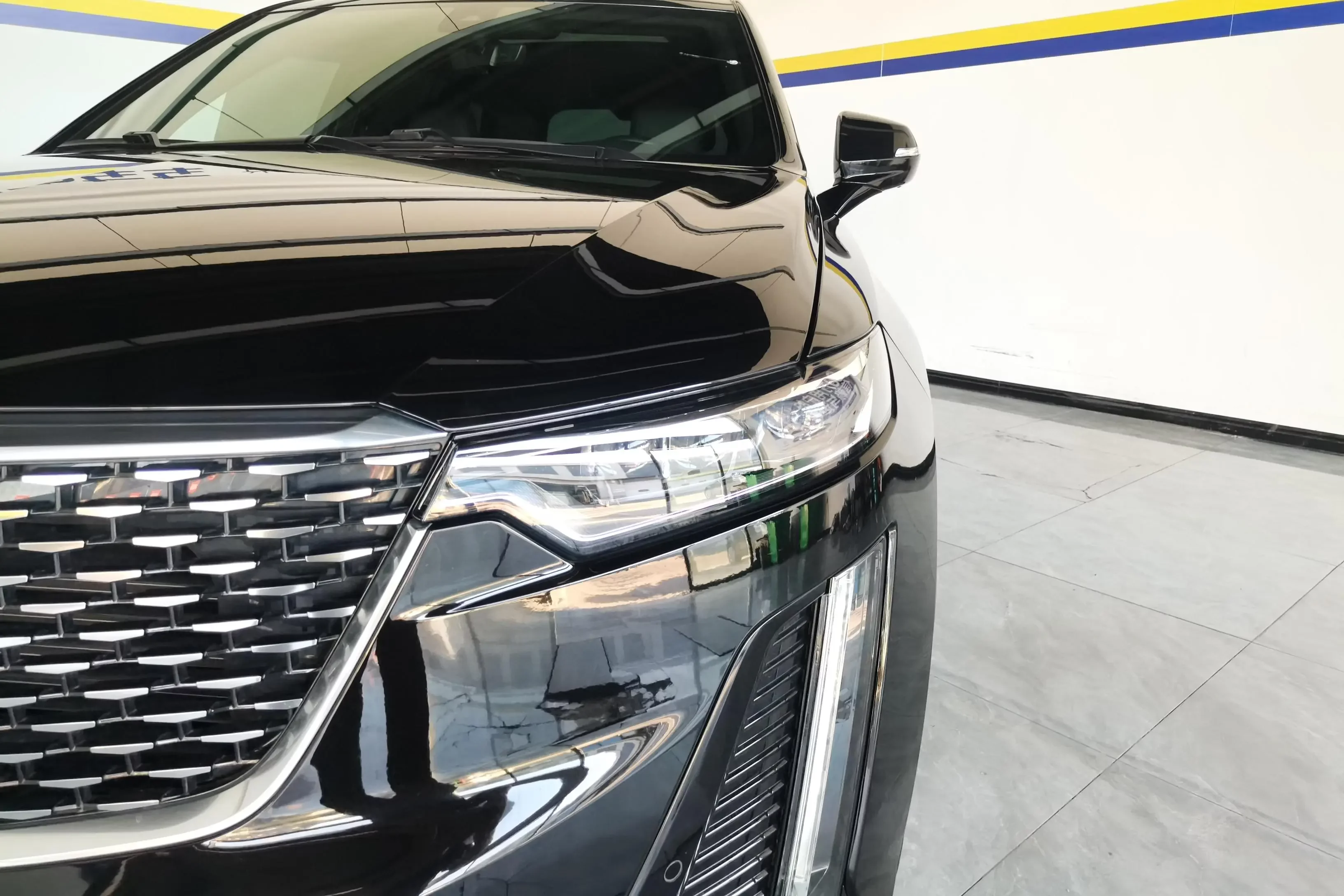 Cadillac XT6