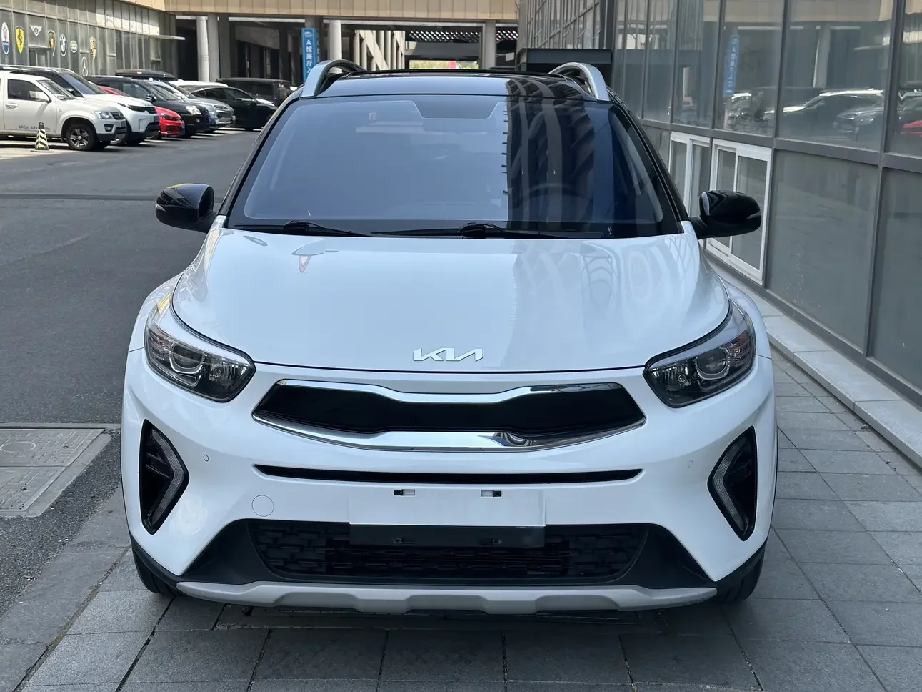 Kia KX1