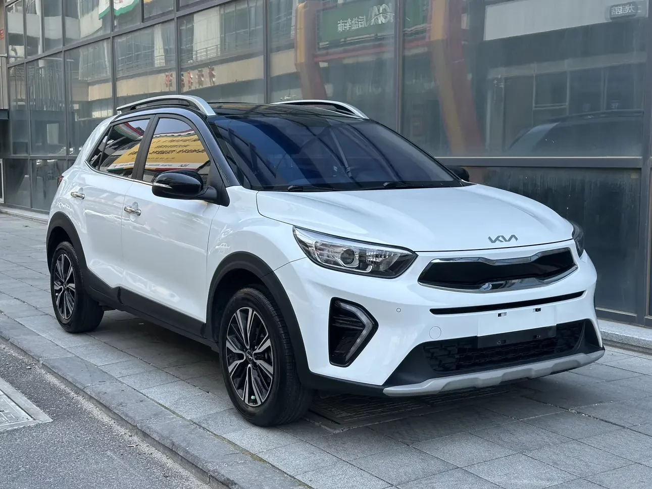 Kia KX1