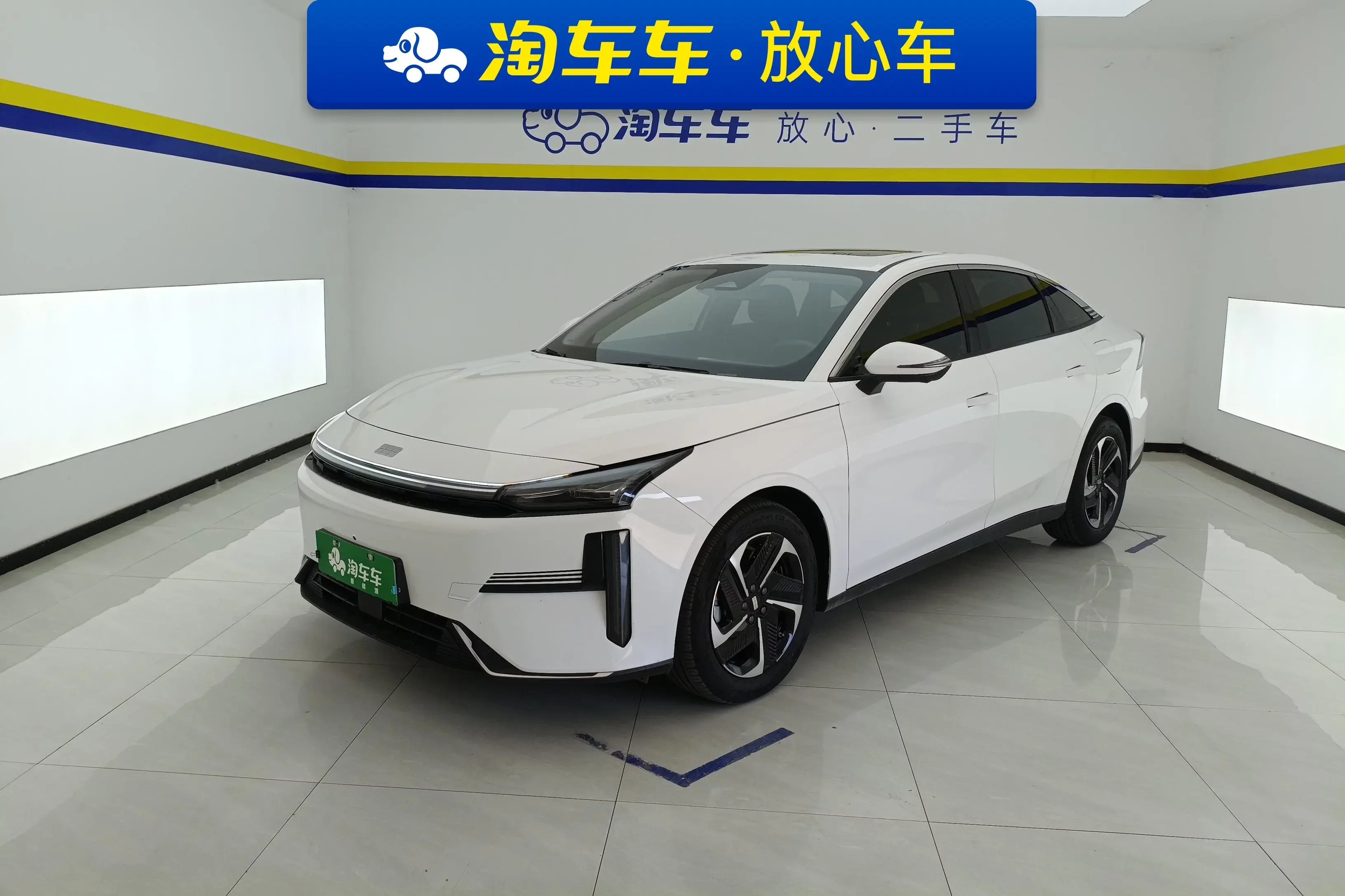 Geely Galaxy L6