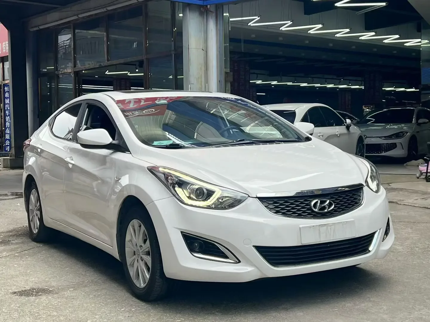 Hyundai Elantra