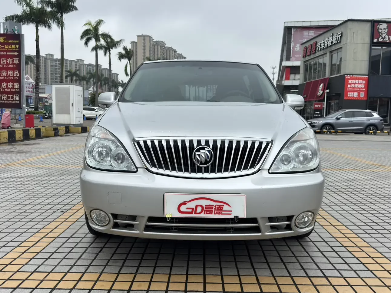 Buick GL8