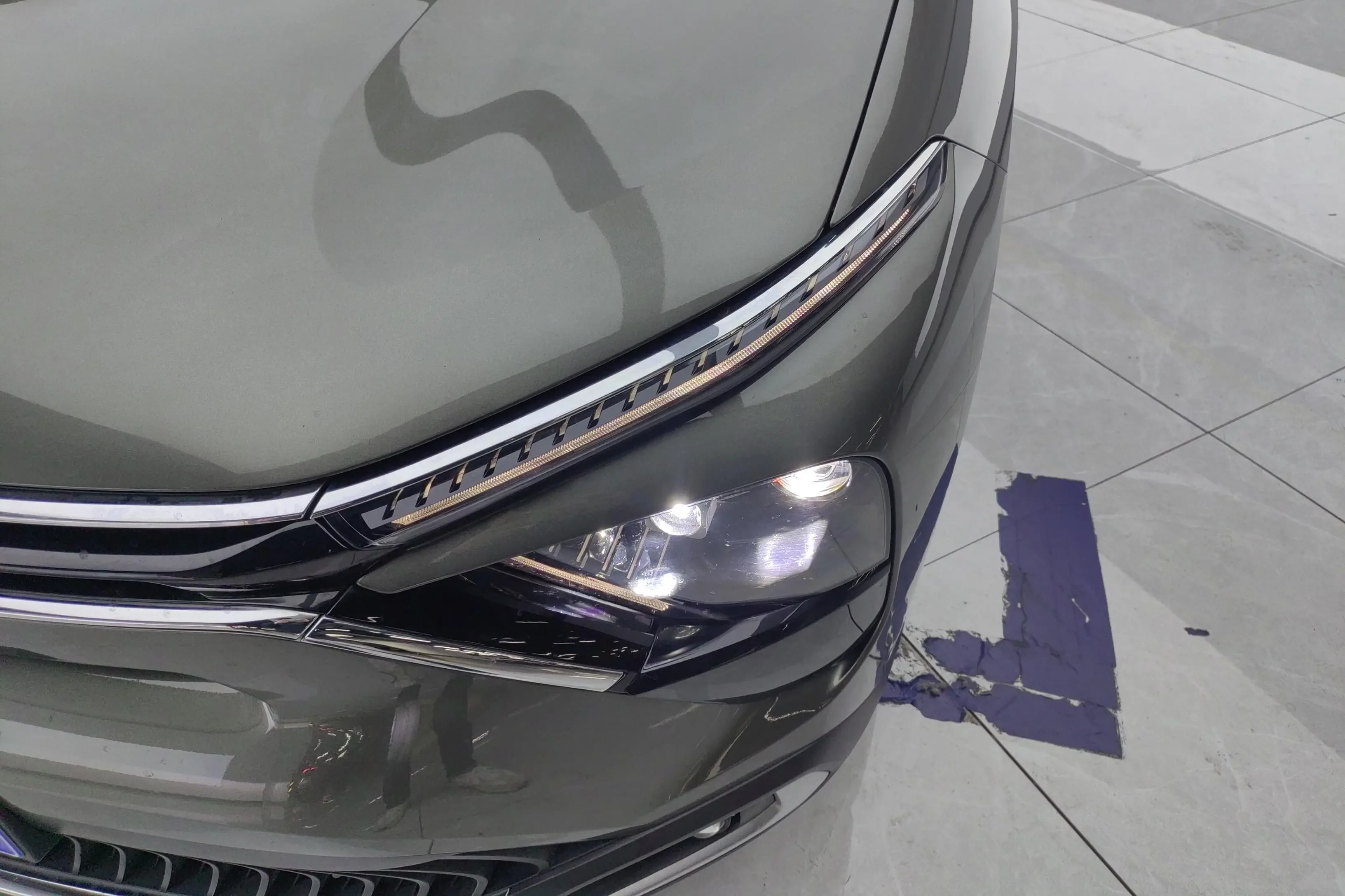 Citroën Versailles C5 X