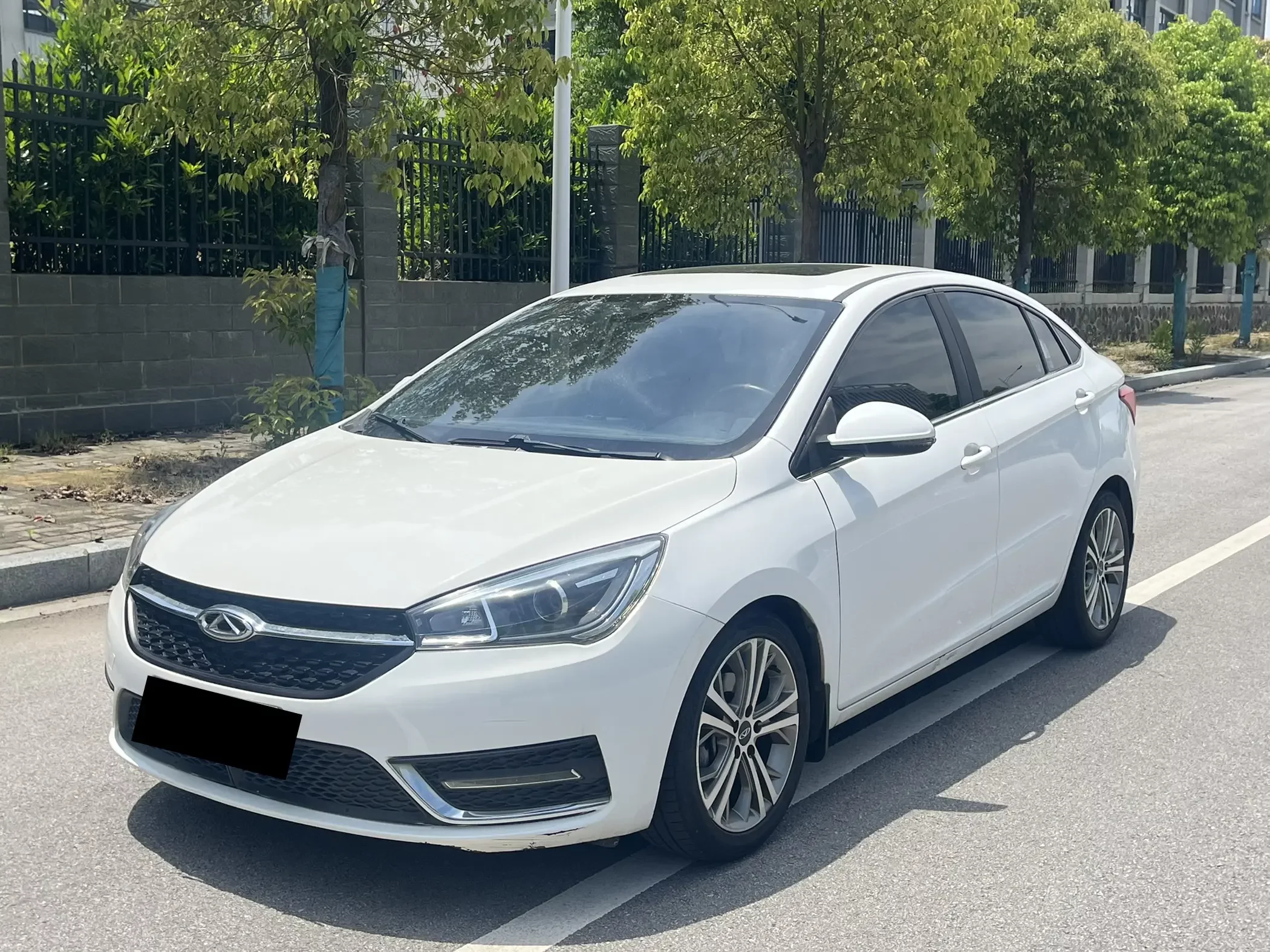 Chery Arrizo 5