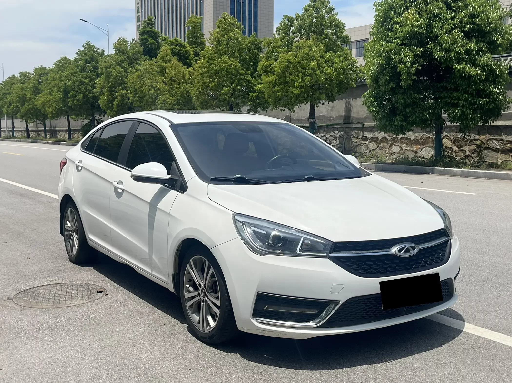 Chery Arrizo 5