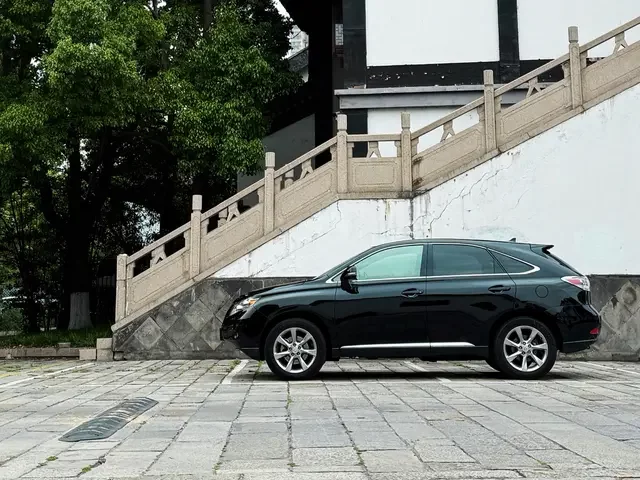 Lexus RX Classic