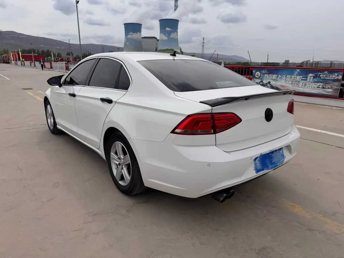 Volkswagen Lamando
