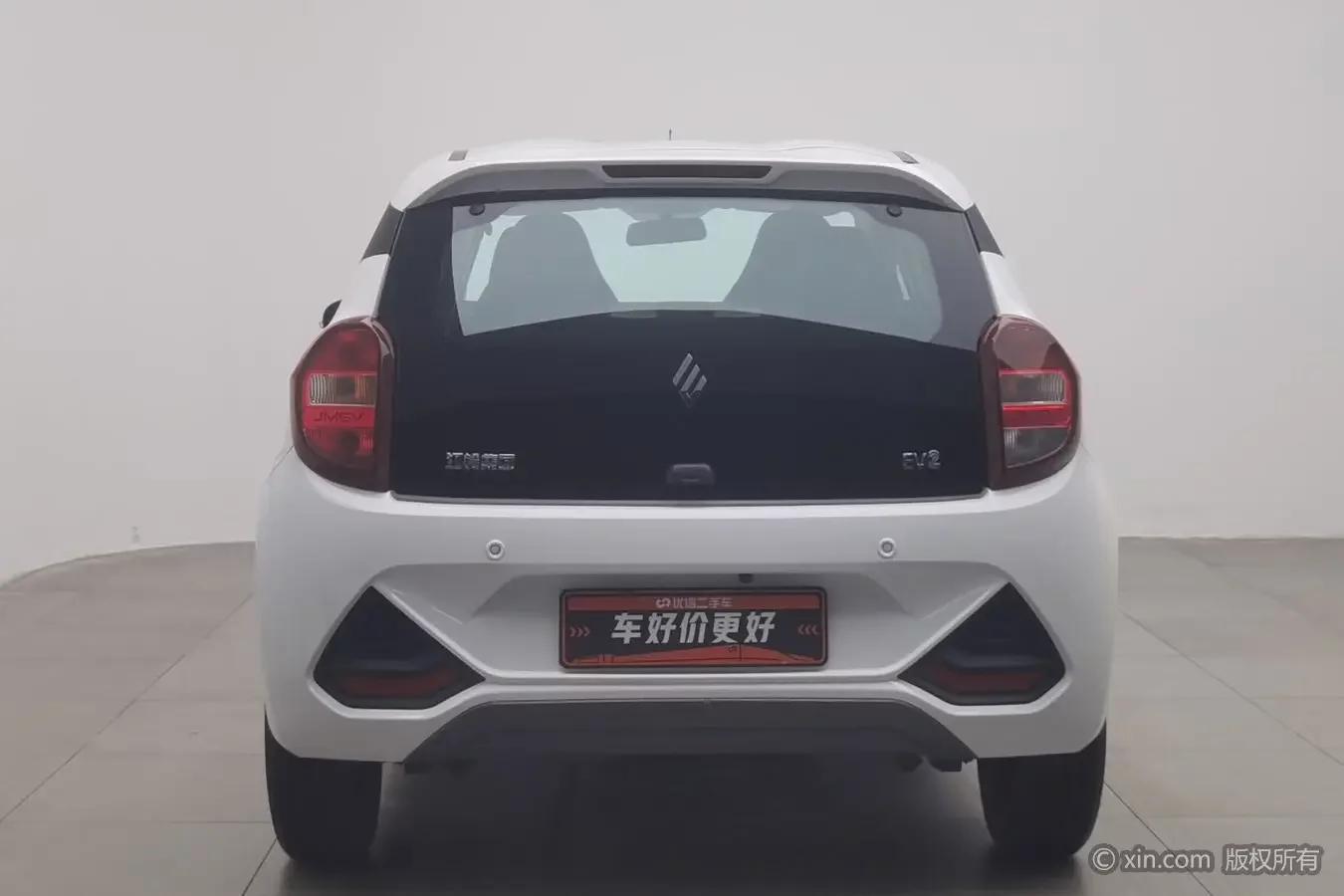 Jiangling Easy EV2