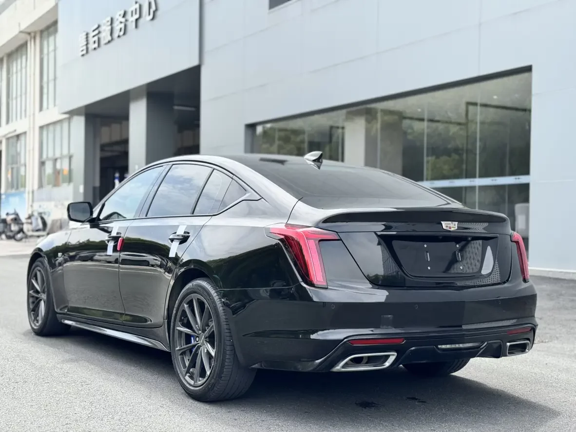 Cadillac CT5