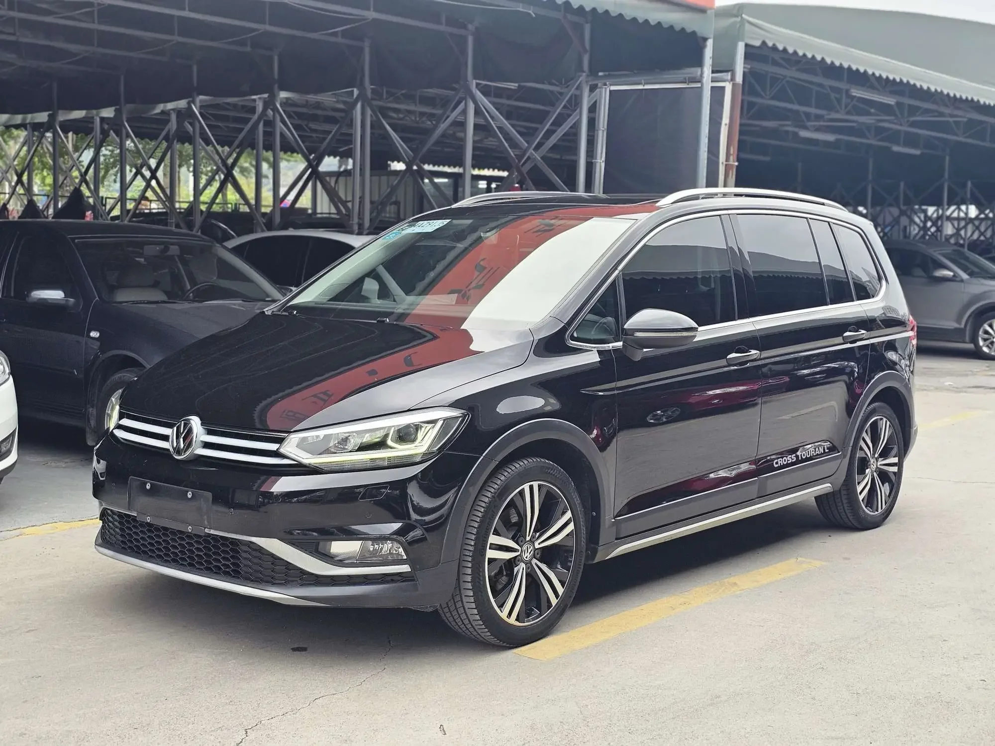 Volkswagen Touran L