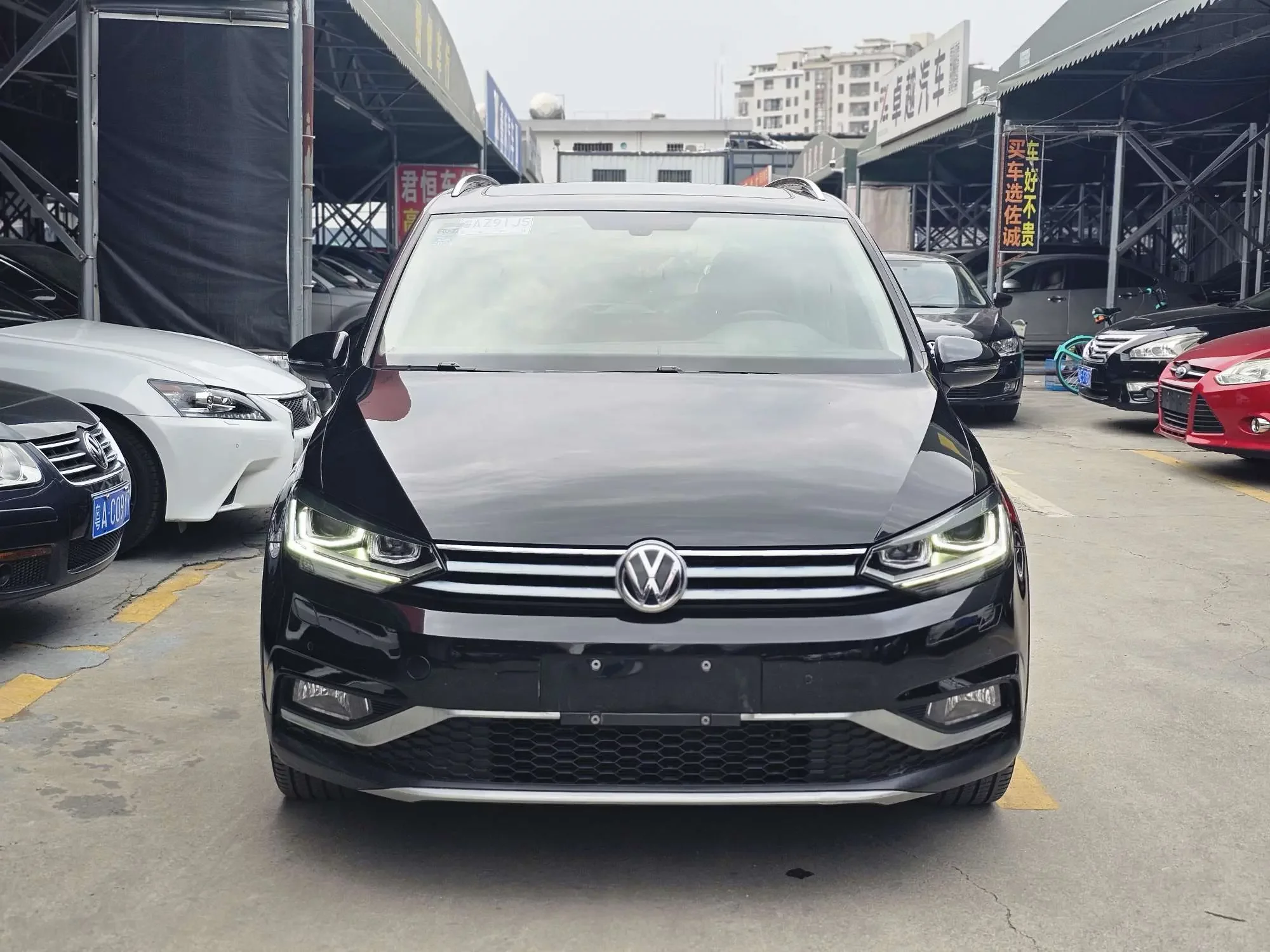 Volkswagen Touran L