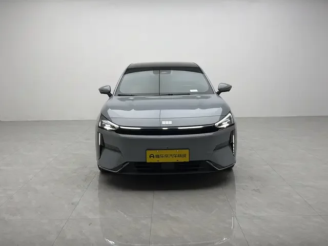 Geely Galaxy L6