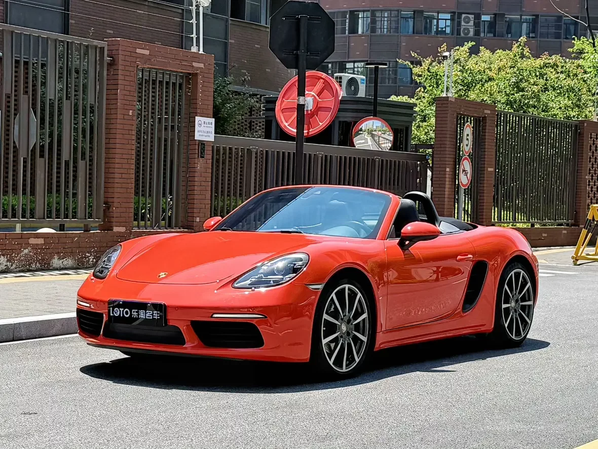 Porsche 718