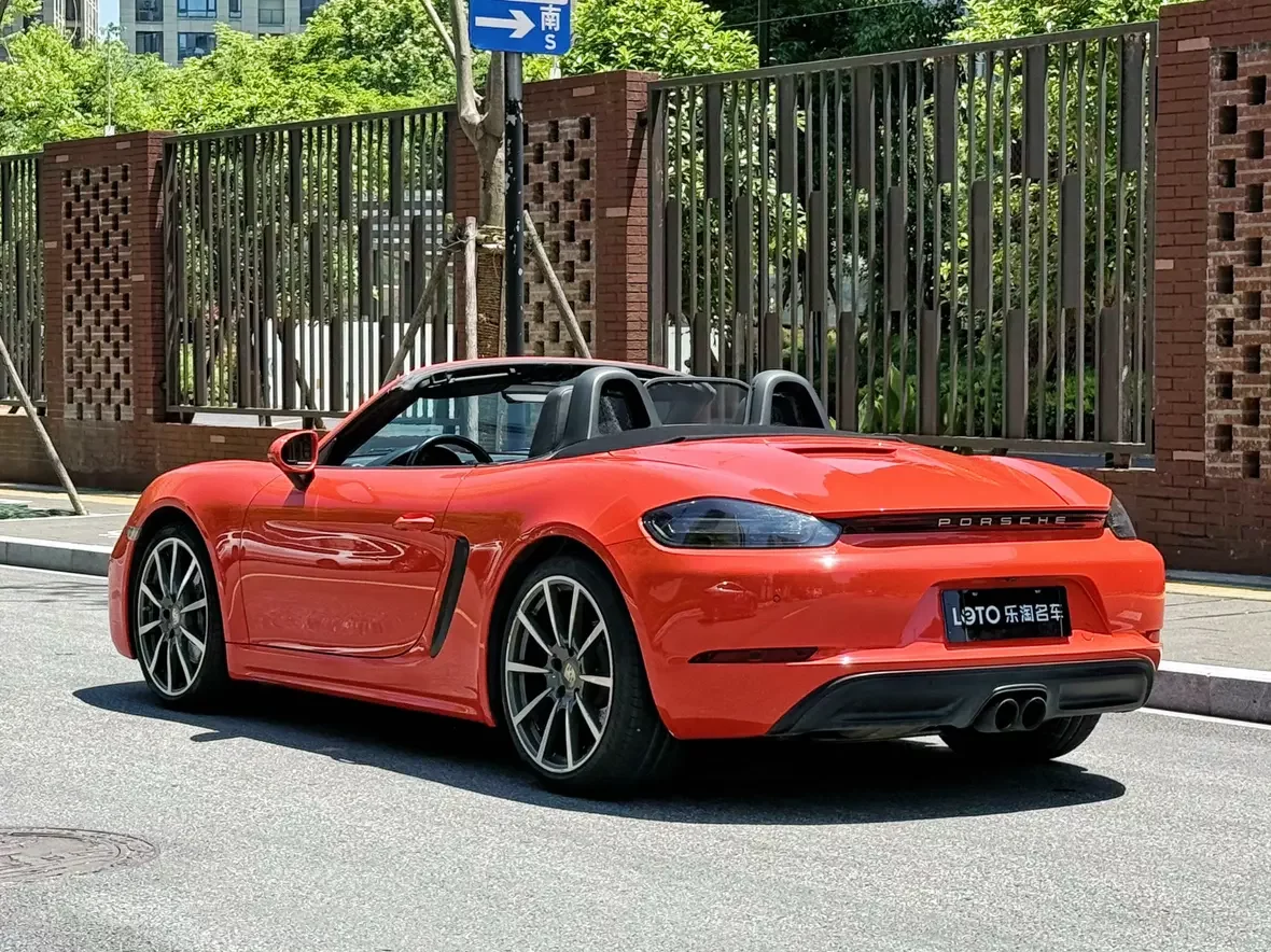 Porsche 718