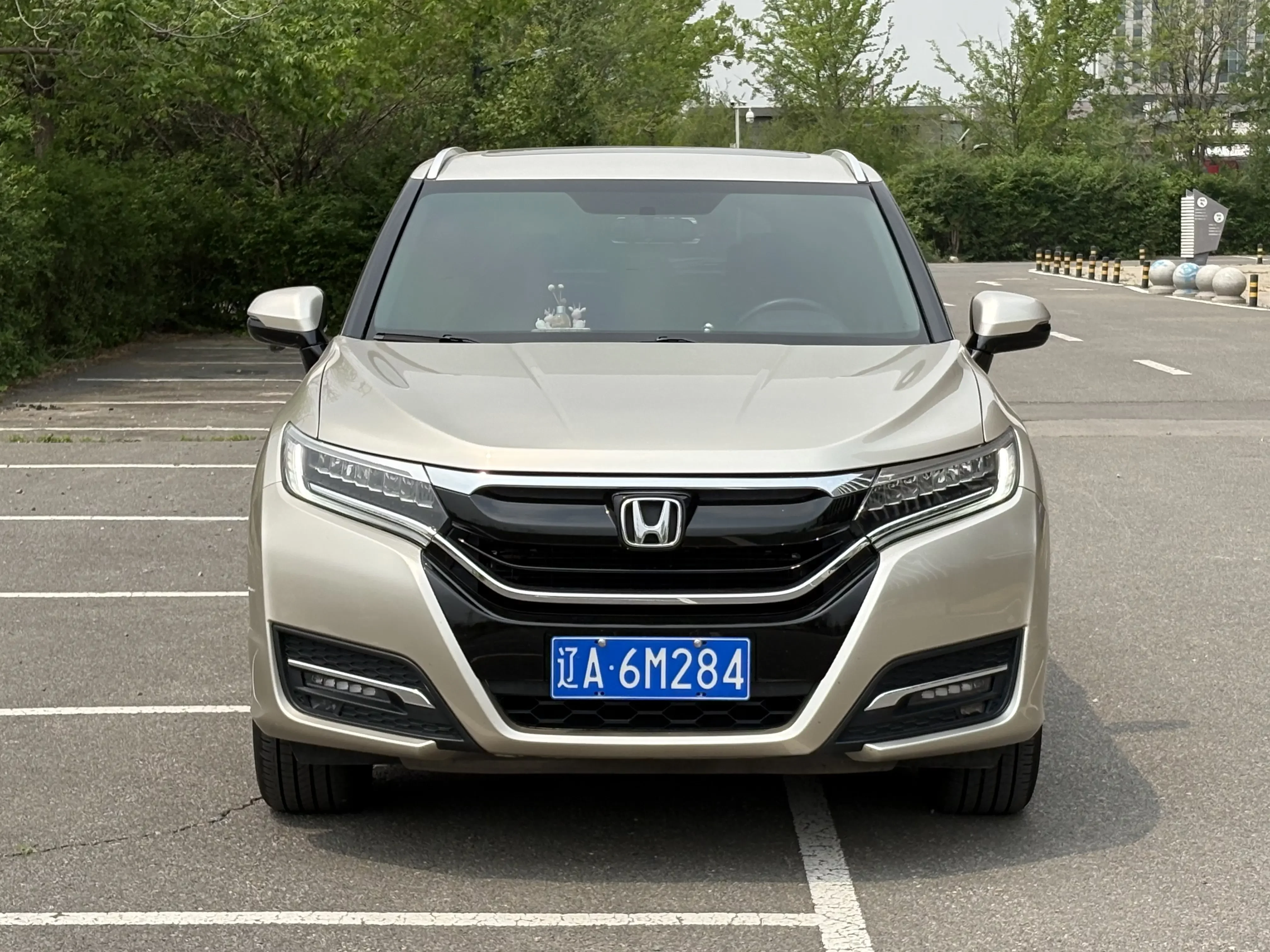 Honda UR-V