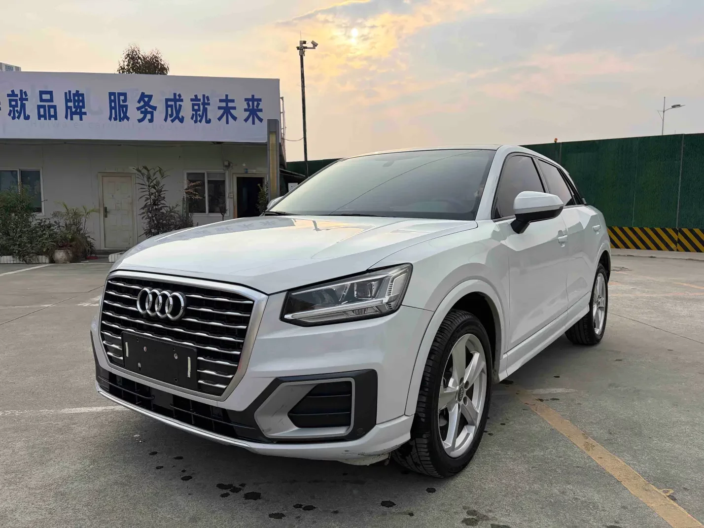 Audi Q2L