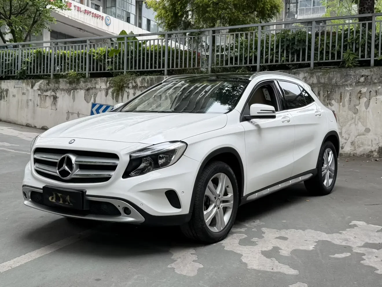 Mercedes-Benz GLA